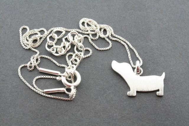 Beagle Dog Pendant Necklace - Handmade Sterling Silver Jewelry for Dog Lovers - Perfect Gift for Pet Owners & Animal Lovers - Ideal for Casual Wear, Special Occasions & Dog-Themed Events