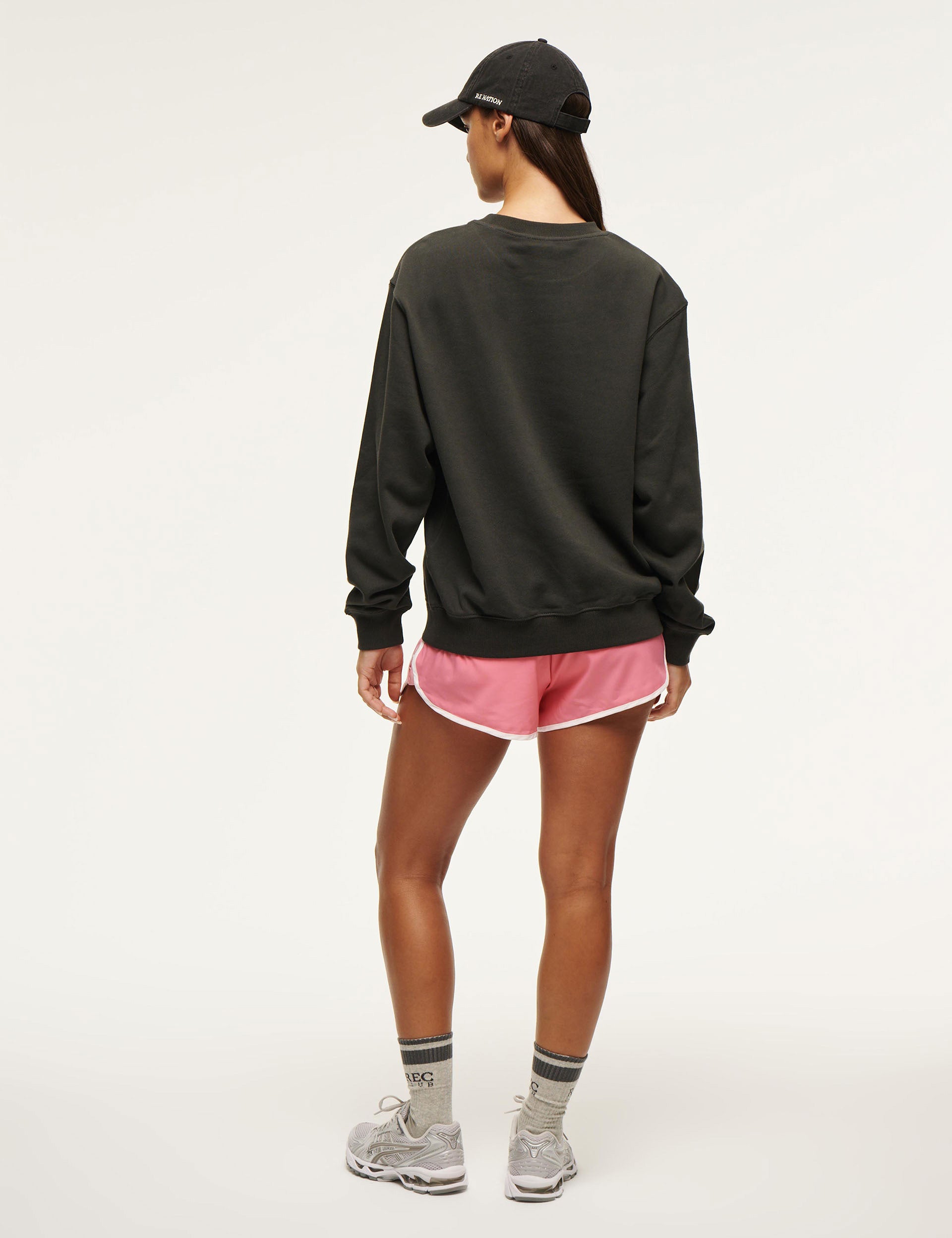 Qualify Sweat Asphalt - High-Performance Sports Apparel for Running & Workouts | Durable & Breathable Activewear for Men & Women