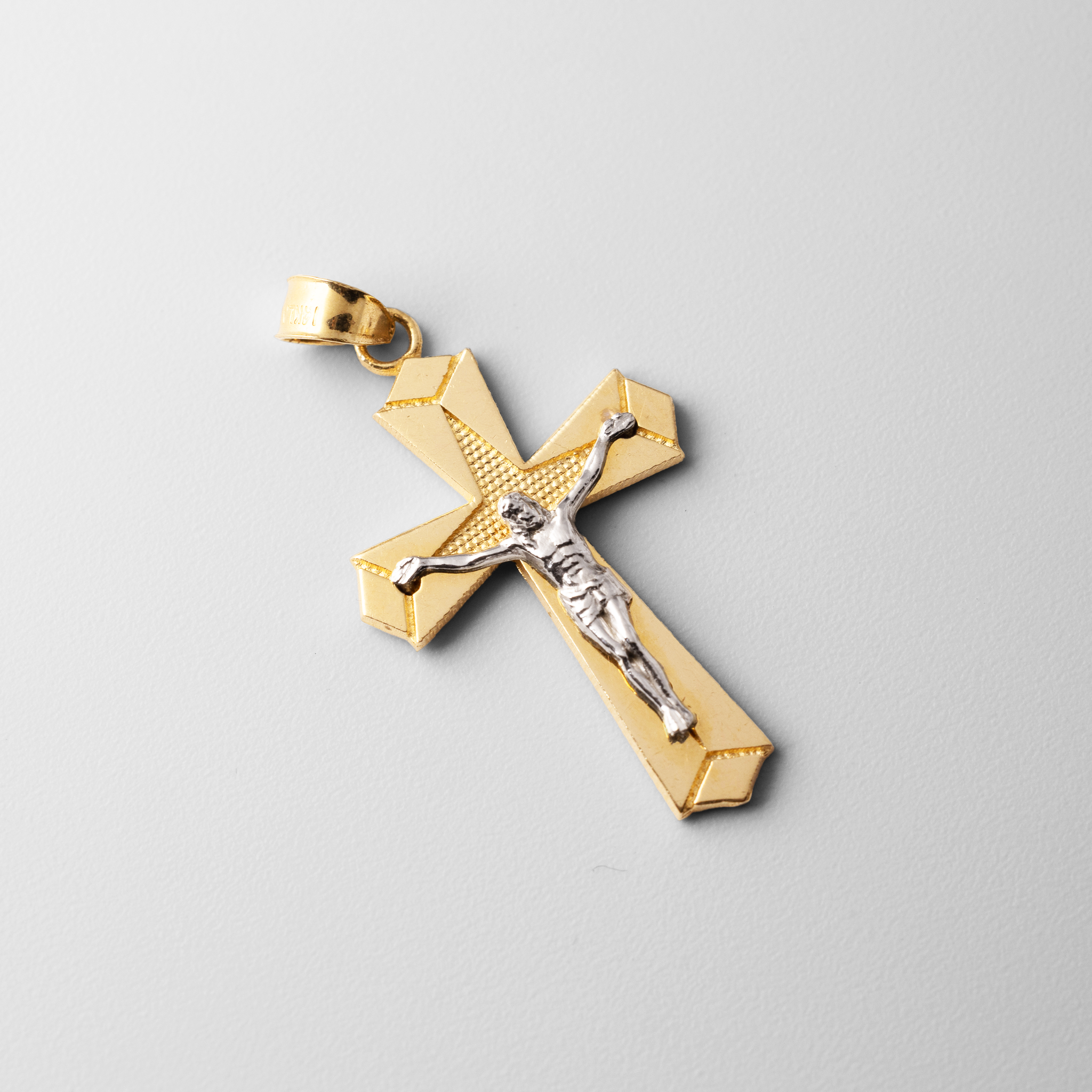 18K Gold Jesus Crucifix Cross Pendant Necklace - Model 981 | Religious Jewelry Gift for Baptism, First Communion & Easter