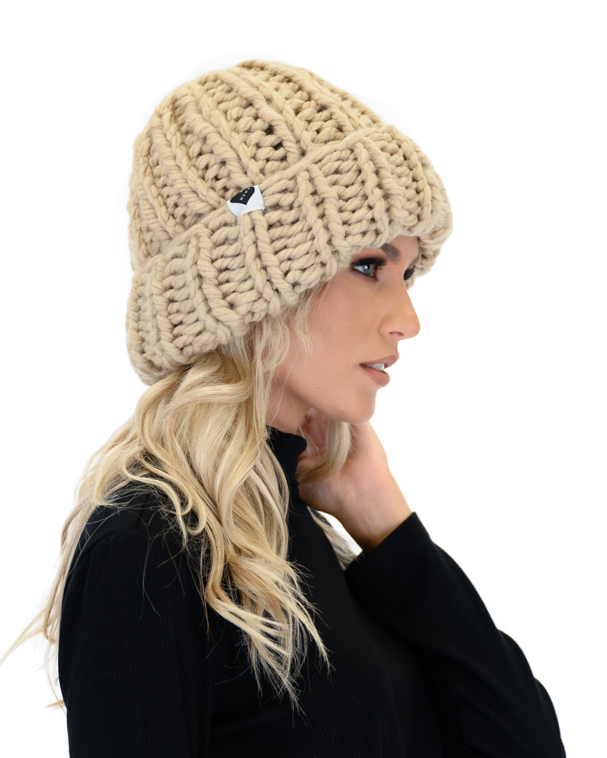 Warm Ribbed Knit Beanie for Men & Women - Soft Winter Hat for Cold Weather - Perfect for Outdoor Activities, Skiing, and Daily Wear