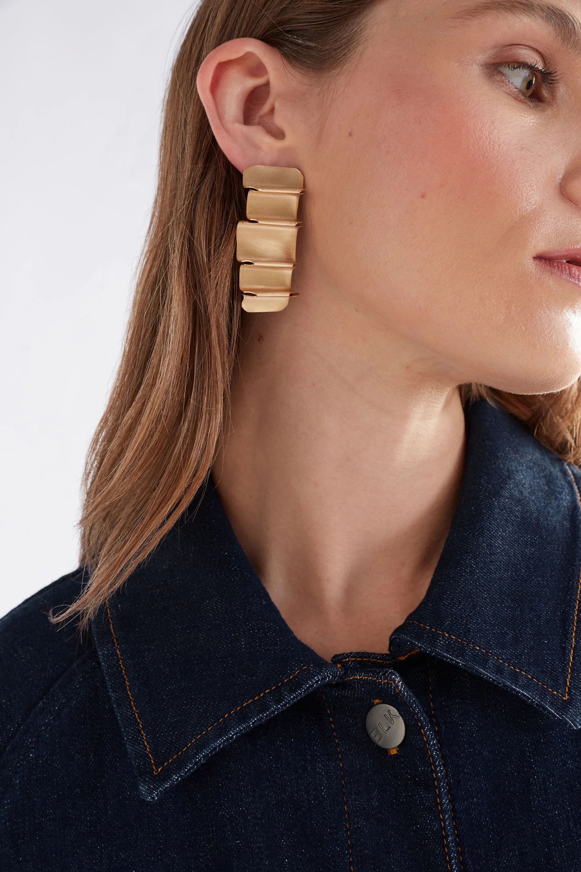 ELK Feldde Earrings for Women - Elegant Gold Hoop Earrings for Everyday Wear - Perfect for Office, Party & Casual Outfits