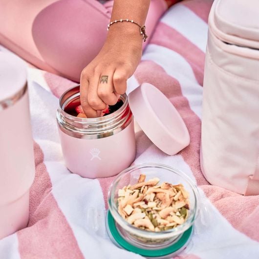 20 oz Insulated Stainless Steel Food Jar - Leak Proof & Thermal Lunch Container for Hot & Cold Meals - Perfect for Work, School, Picnics & Outdoor Adventures