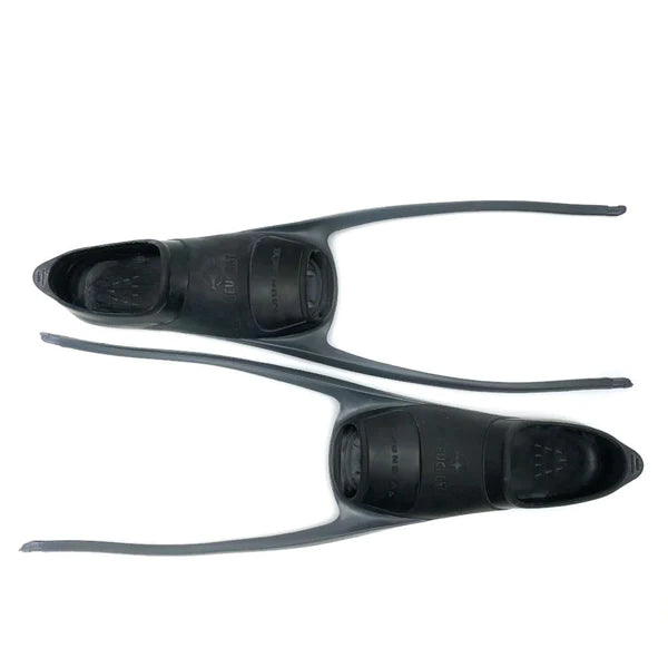 Beuchat Mundial Dive Fins - High Performance Freediving & Scuba Fins for Men & Women - Perfect for Ocean Exploration, Spearfishing and Underwater Photography