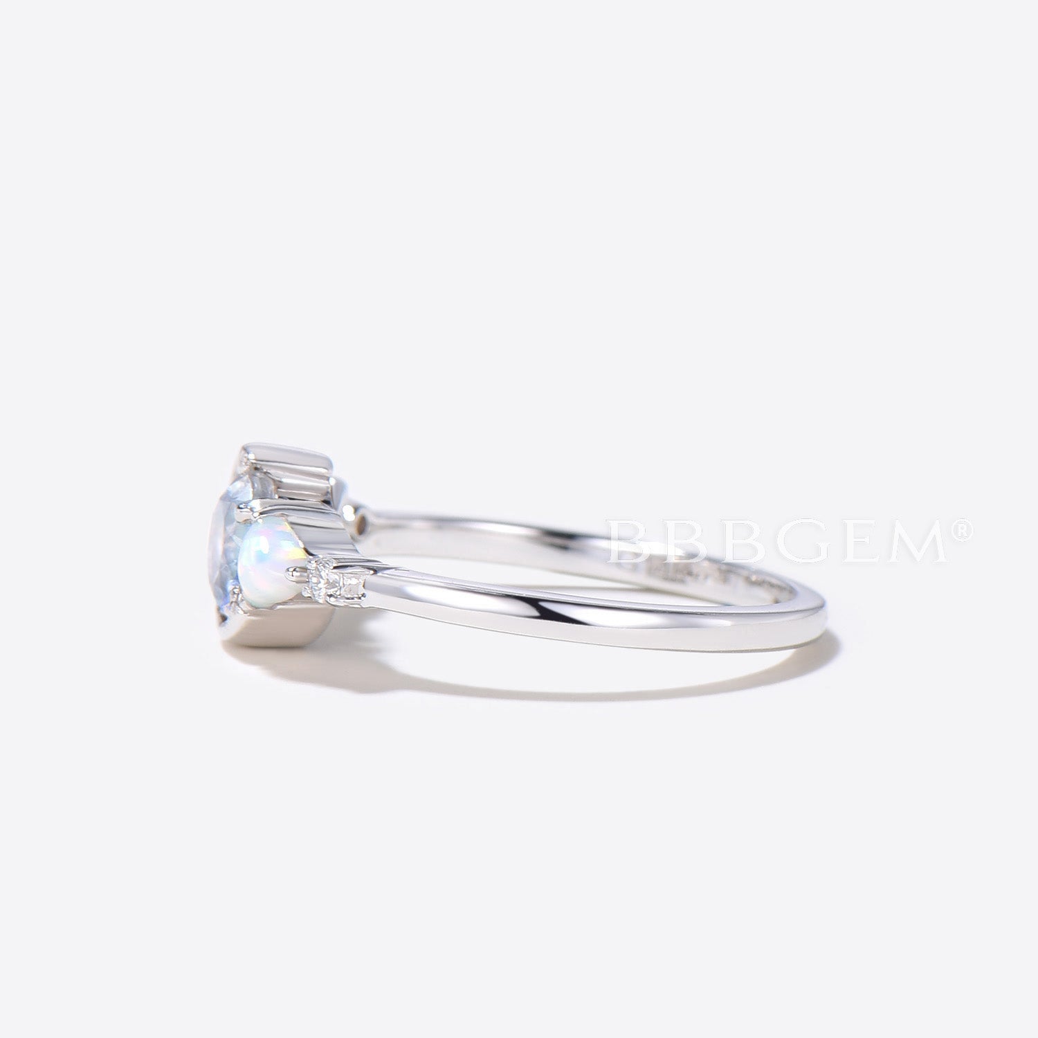 Natural Moonstone & Opal Engagement Ring for Women - Round Moon Star Wedding Band, Promise Ring, Anniversary Jewelry Gift for Her - Perfect for Proposals, Bridal Sets & Special Occasions