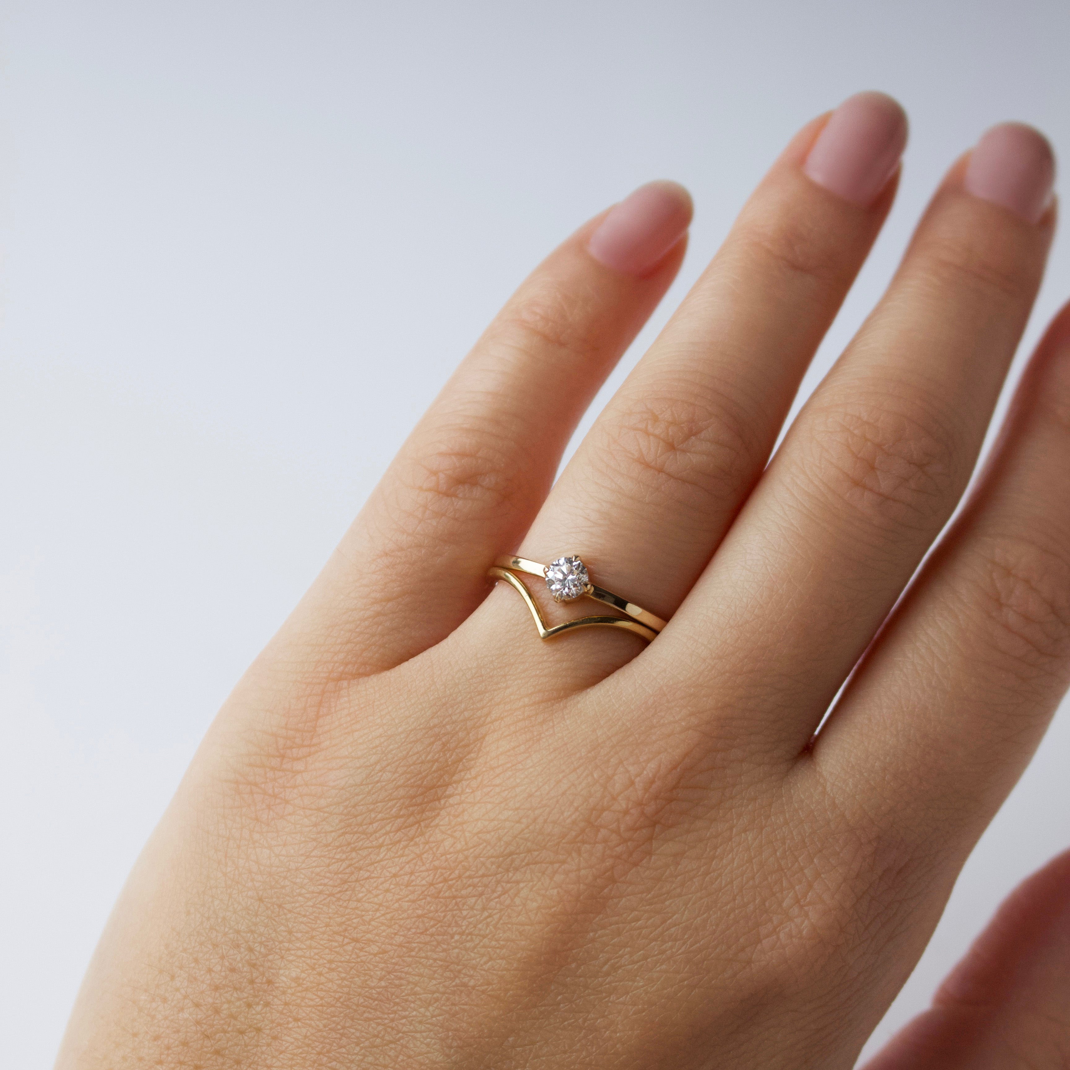 Exquisite Camille Brilliant Cut Solitaire Diamond Engagement Ring - Perfect for Proposals, Weddings & Anniversary Gifts