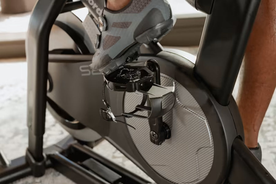NordicTrack S22i Studio Cycle - Premium Indoor Exercise Bike for Home Gym, Cardio & HIIT Workouts - Perfect for Home Fitness, Spin Classes & Weight Loss Training