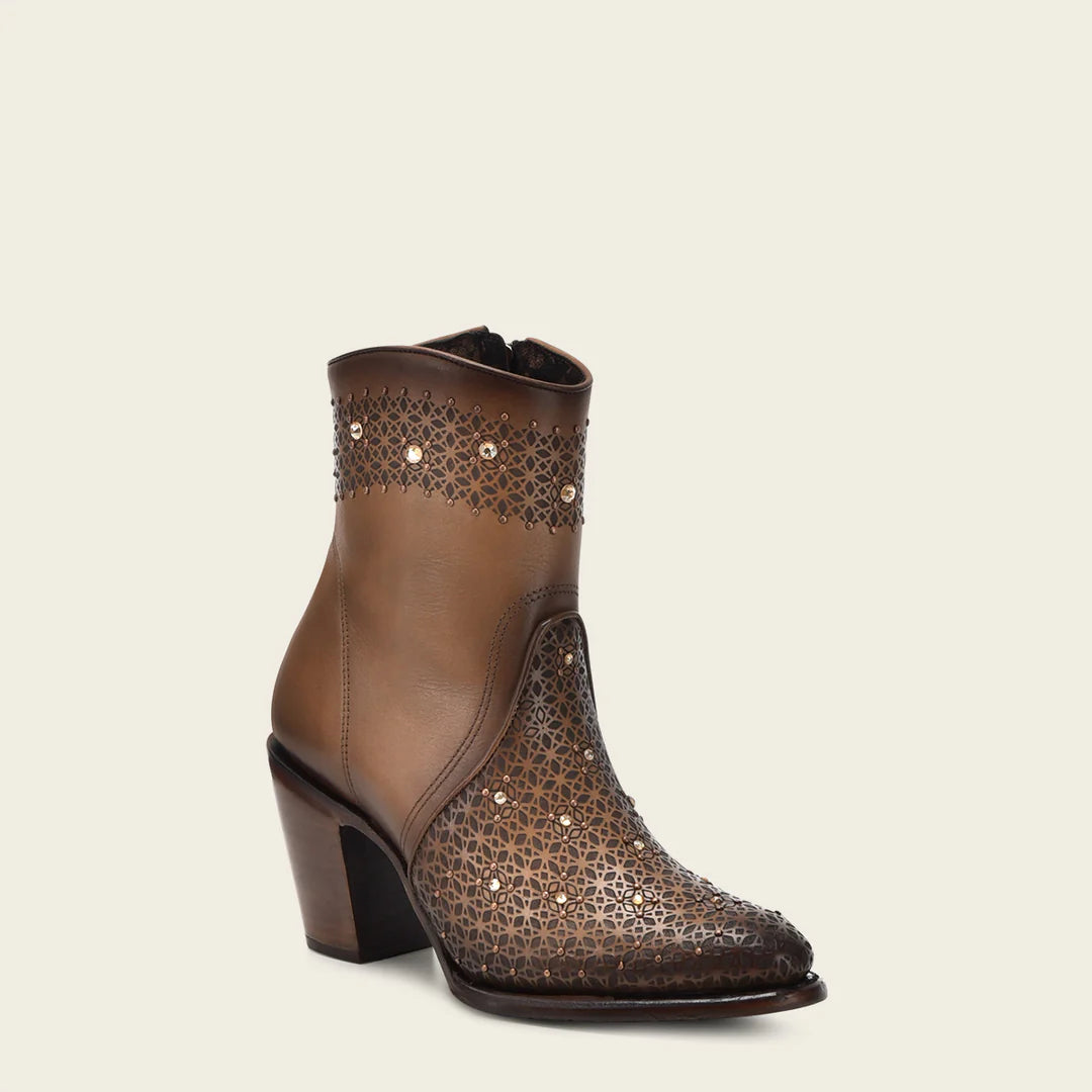 Cuadra Almond Western Cowgirl Leather Boots for Women - Stylish & Comfortable Cowboy Boots for Rodeo, Country Dancing & Everyday Wear