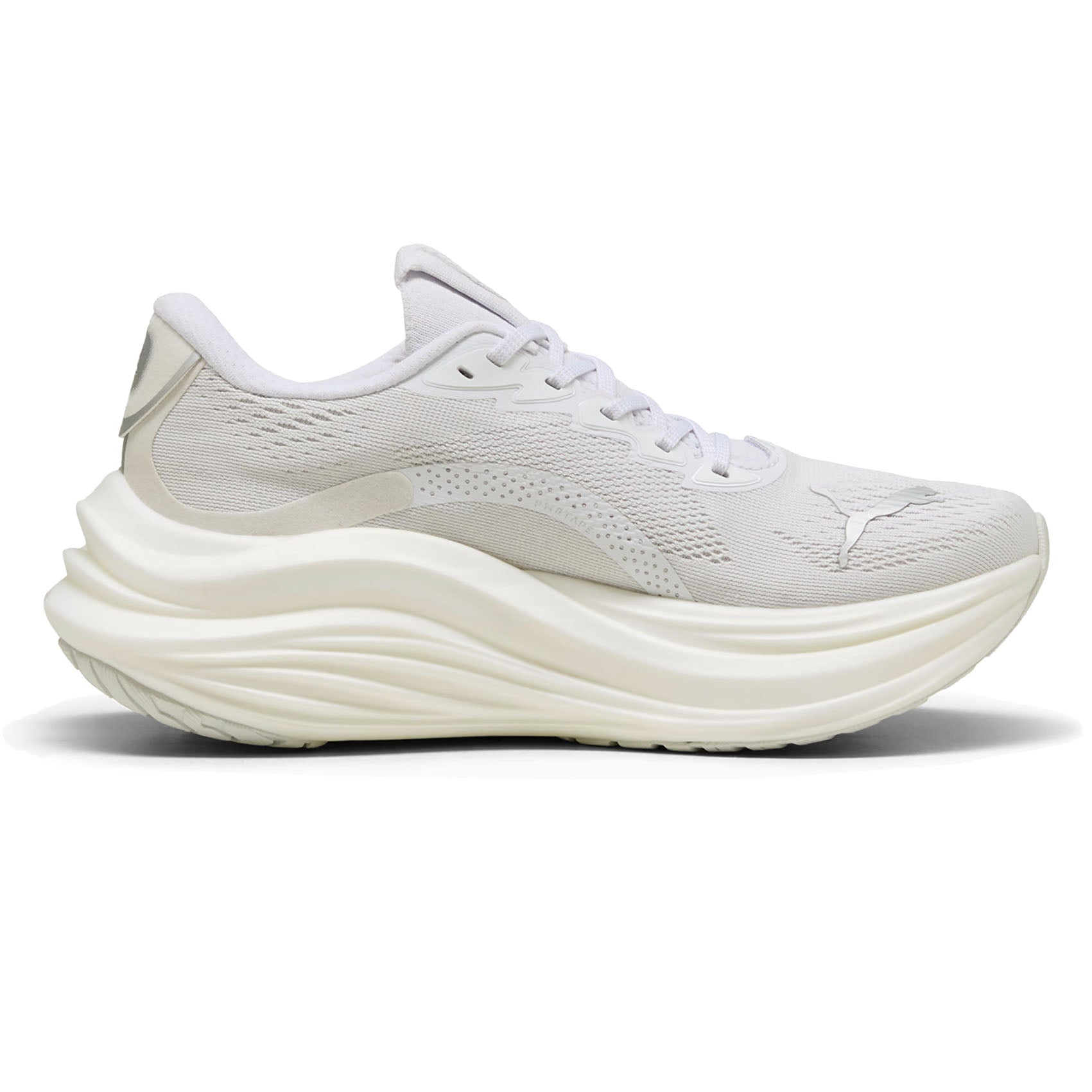 PUMA Women's MagMax NITRO Running Shoes - Lightweight Cushioned Sneakers for Women - Perfect for Jogging, Gym Workouts & Daily Wear