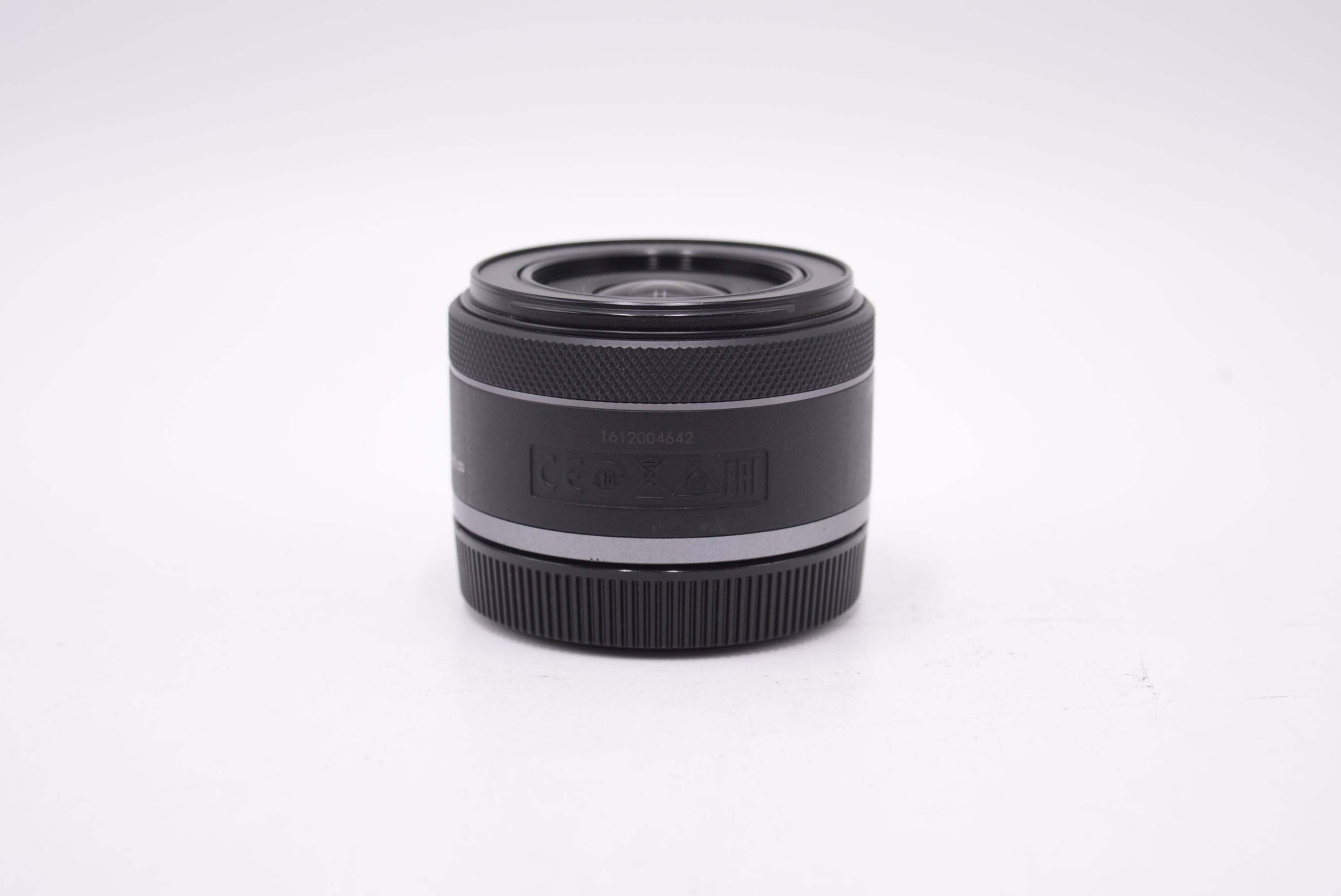 Canon RF 16mm F2.8 STM Wide Angle Prime Lens - Used (Excellent Condition) for Landscape, Architecture & Vlogging Photography