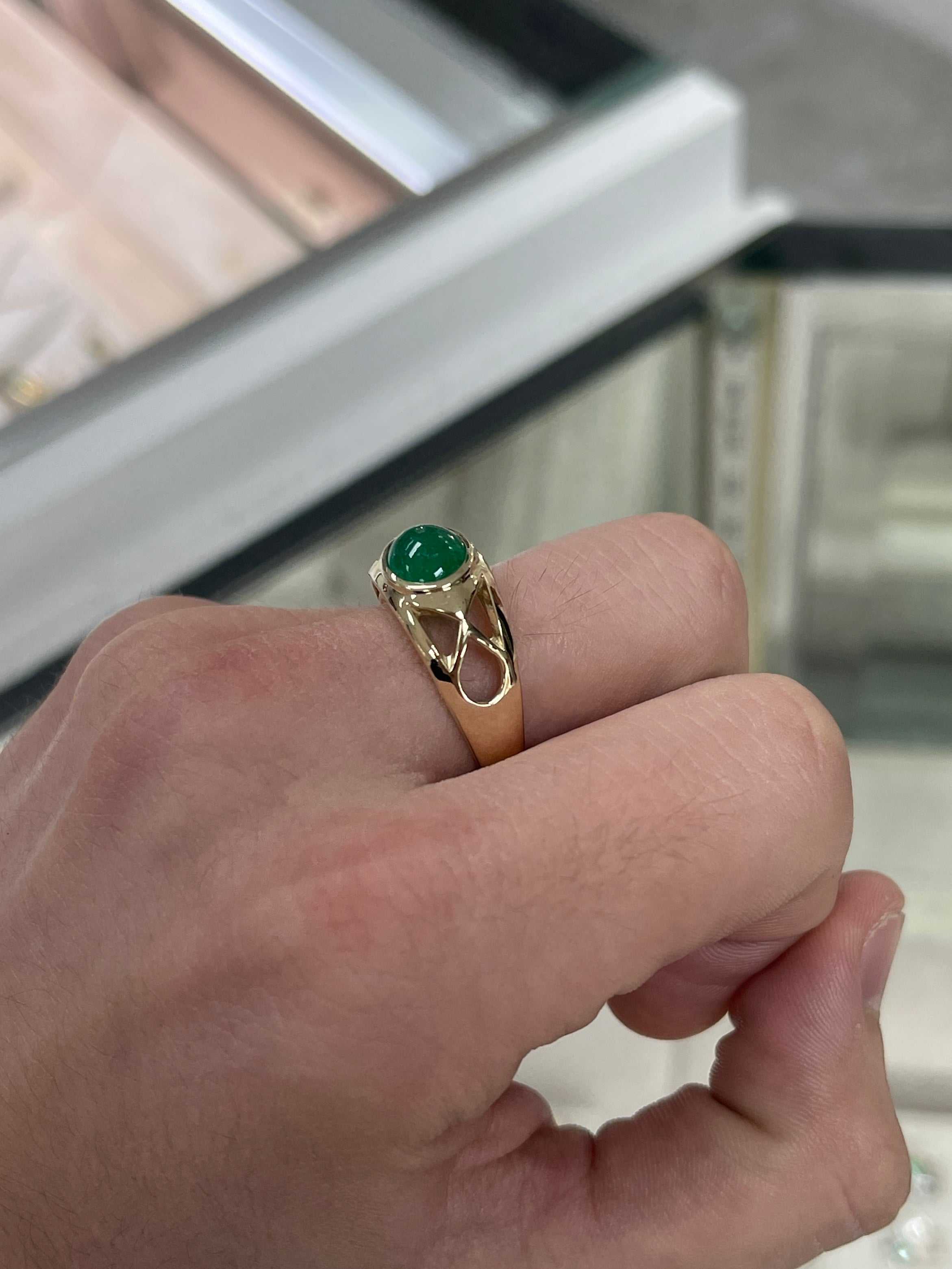 2.0 Carat Natural Green Emerald Oval Cabochon Gold Men's Ring - Elegant Handmade Jewelry for Wedding, Engagement & Special Occasions