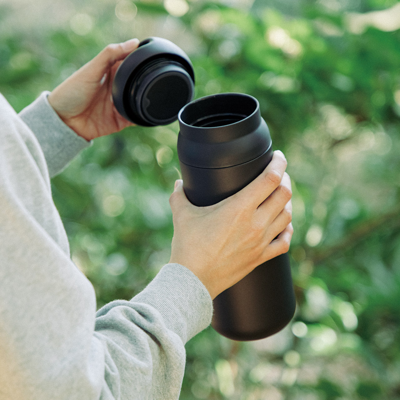 Insulated Stainless Steel Tumbler 30oz (900ml) - Double Wall Vacuum Coffee Mug with Lid & Straw - Perfect for Hot/Cold Drinks, Office, Gym, Travel & Outdoor Activities
