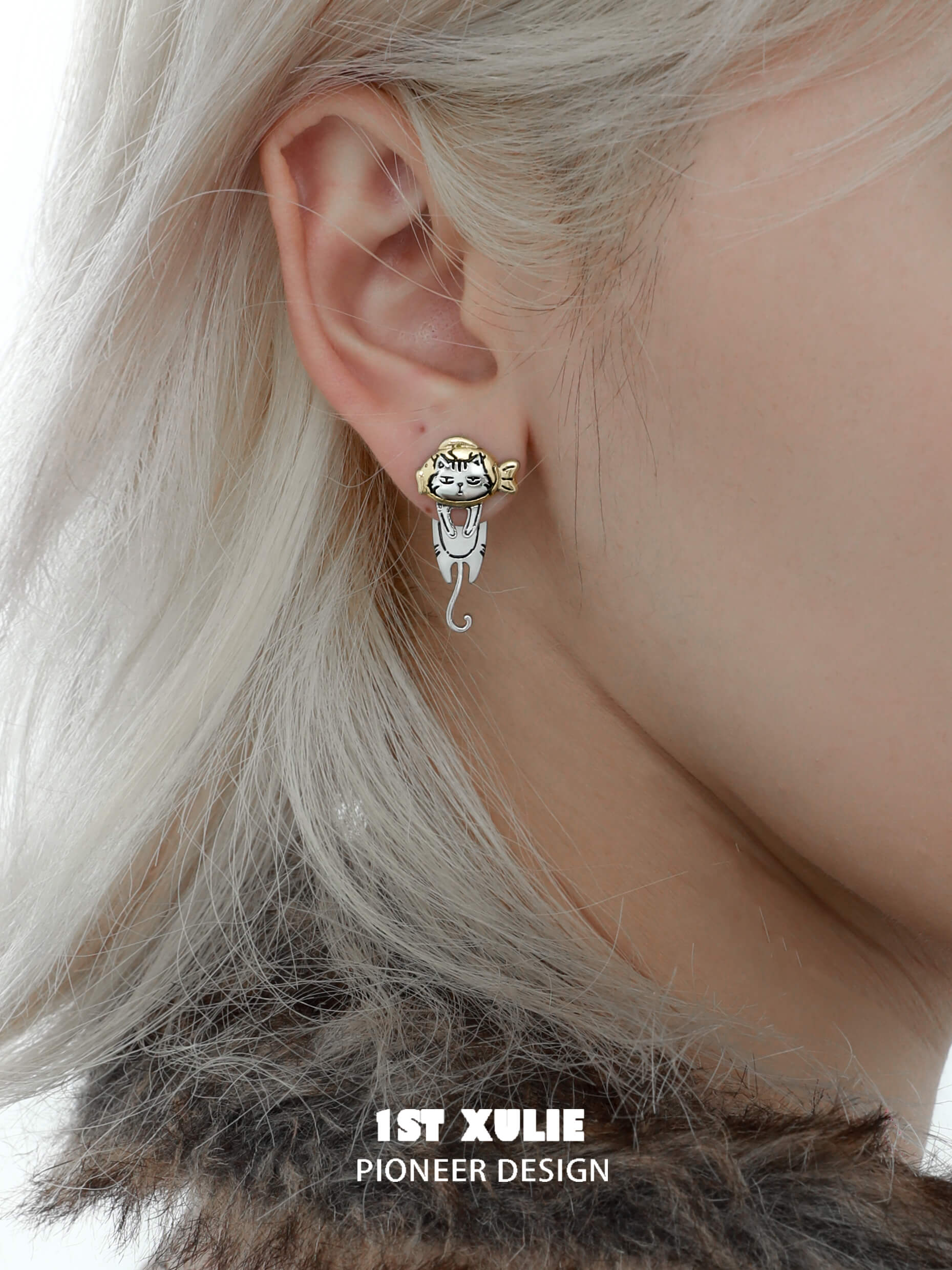 Graffiti Kitten S925 Sterling Silver 18K Gold Plated Cat Earrings for Women - Perfect Gift for Cat Lovers, Birthday, Anniversary & Everyday Wear