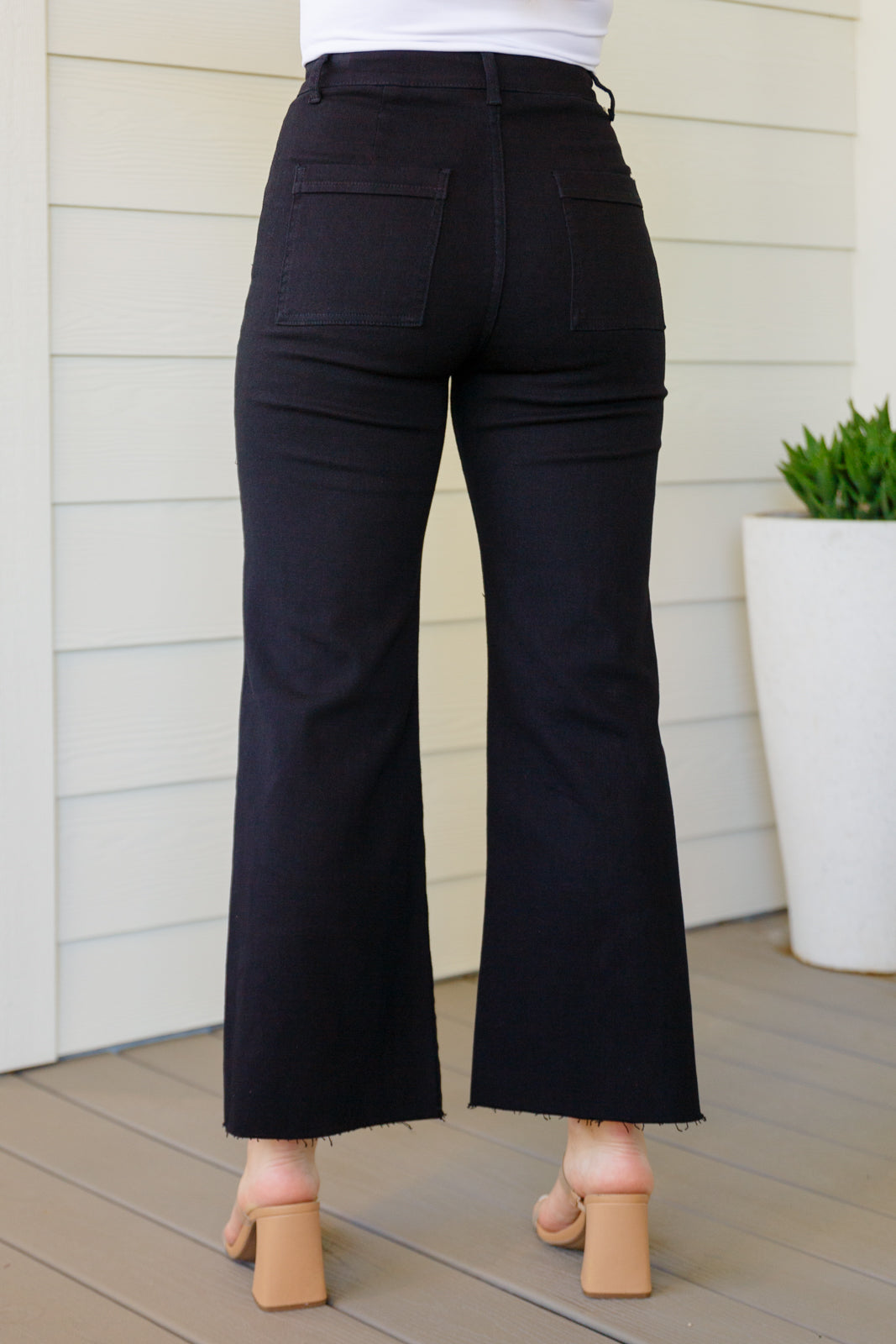 August High Rise Wide Leg Crop Jeans for Women - Black Denim Pants | Casual Streetwear, Summer Outfits & Boho Style