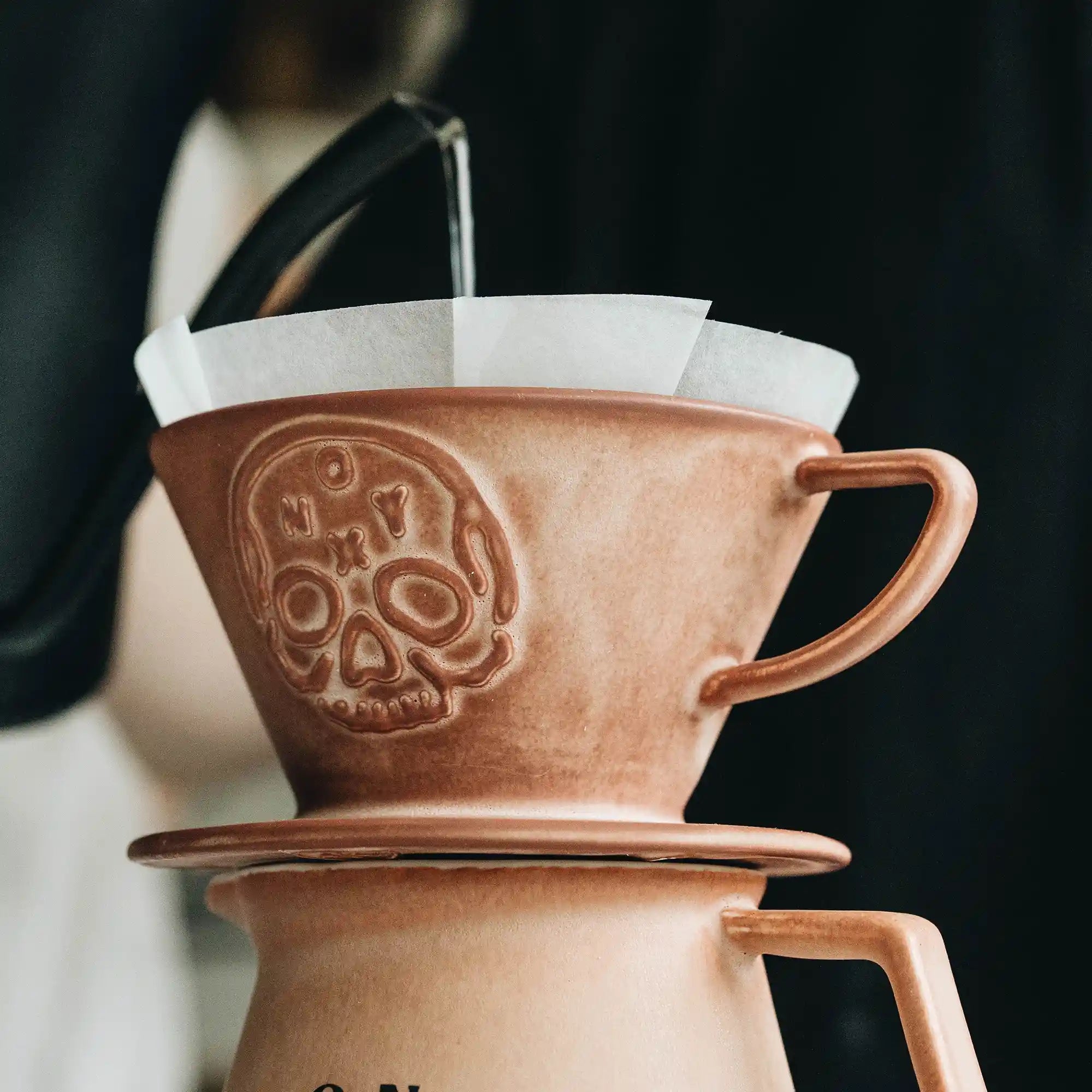 MK Dripper & Plate - Onyx Edition | Premium Coffee Accessories for Pour Over & Drip Brewing | Perfect for Home Baristas & Coffee Enthusiasts