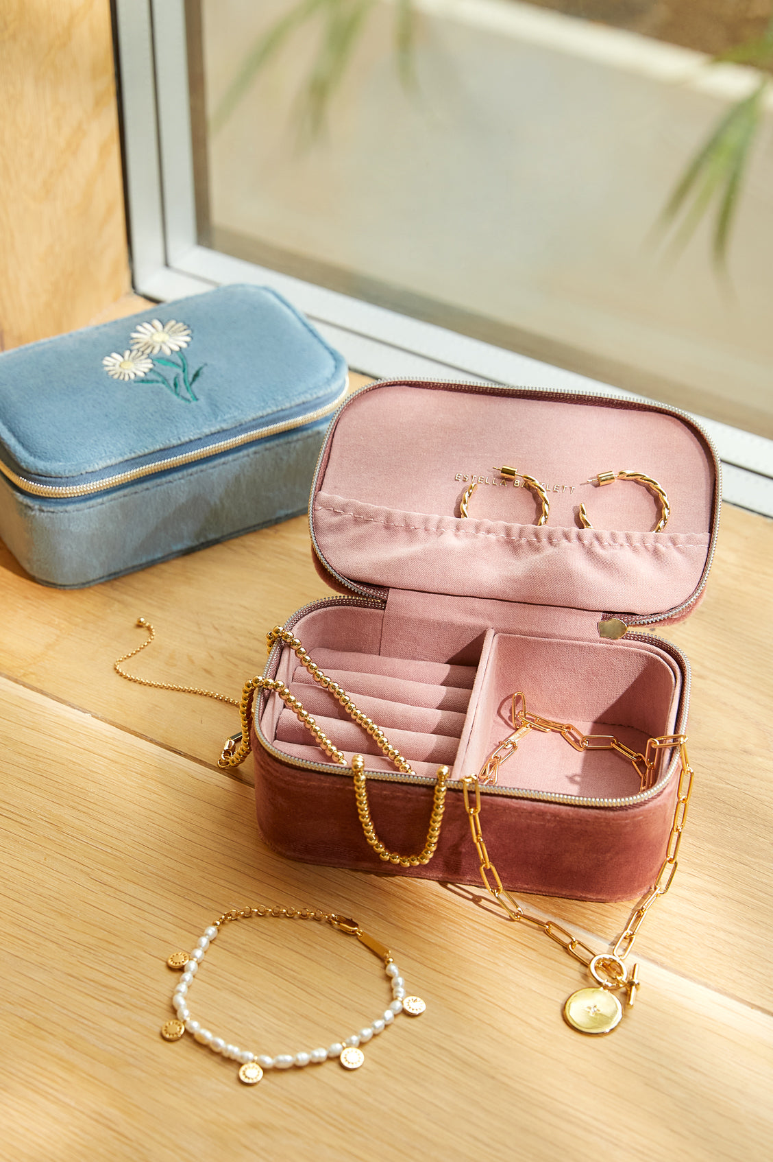 Handmade Embroidered Cactus Jewelry Box - Small Decorative Storage for Rings, Earrings & Necklaces - Perfect for Travel, Gift Giving & Home Decor