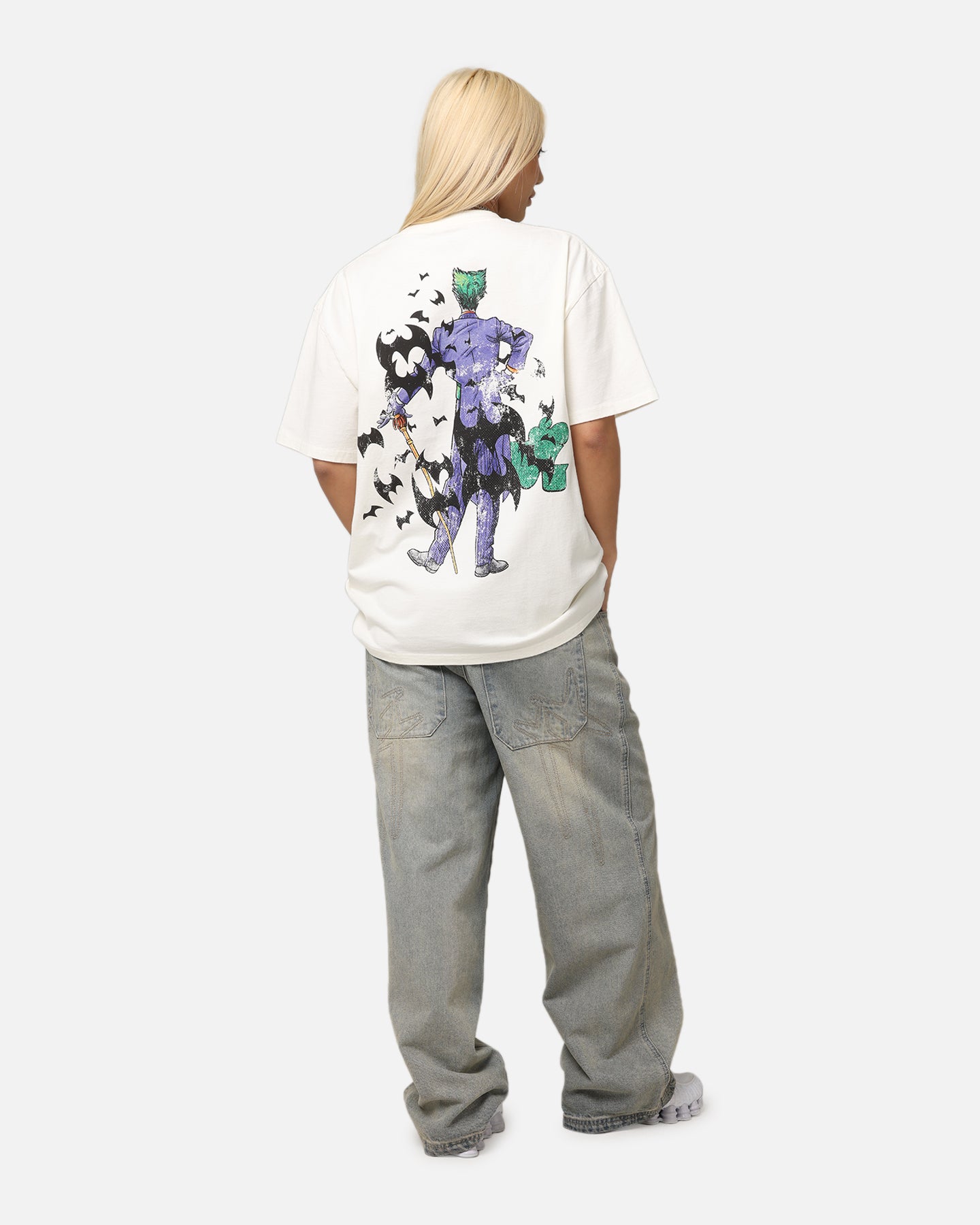 Vintage DC Batman The Joker Cane Graphic T-Shirt - Off White | American Thrift Style | Perfect for Cosplay, Comic Con & Casual Wear