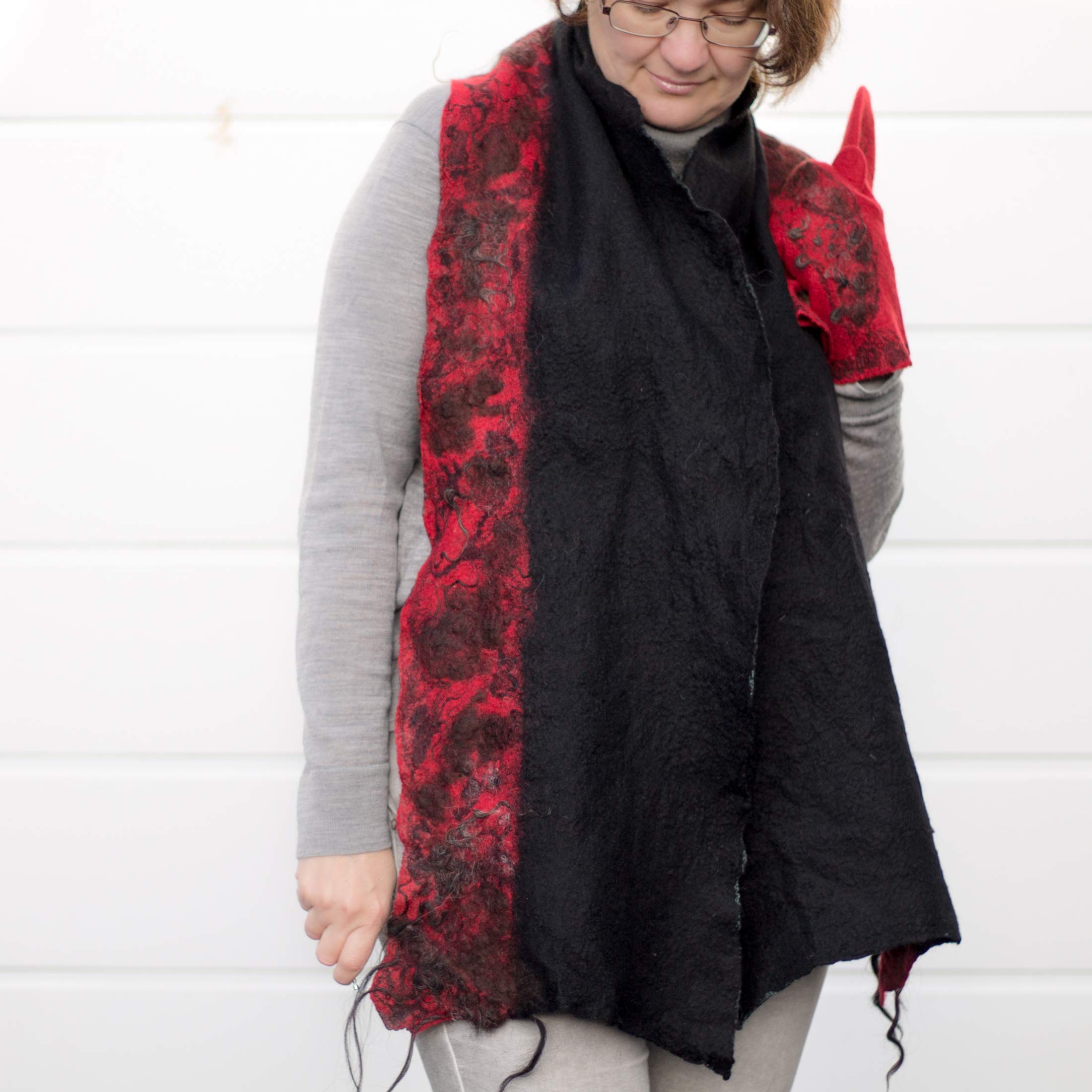 Wool Felt Blanket Scarf for Women - Black & Red Plaid Winter Wrap Shawl - Cozy Fashion Accessory for Cold Weather, Travel & Outdoor Activities