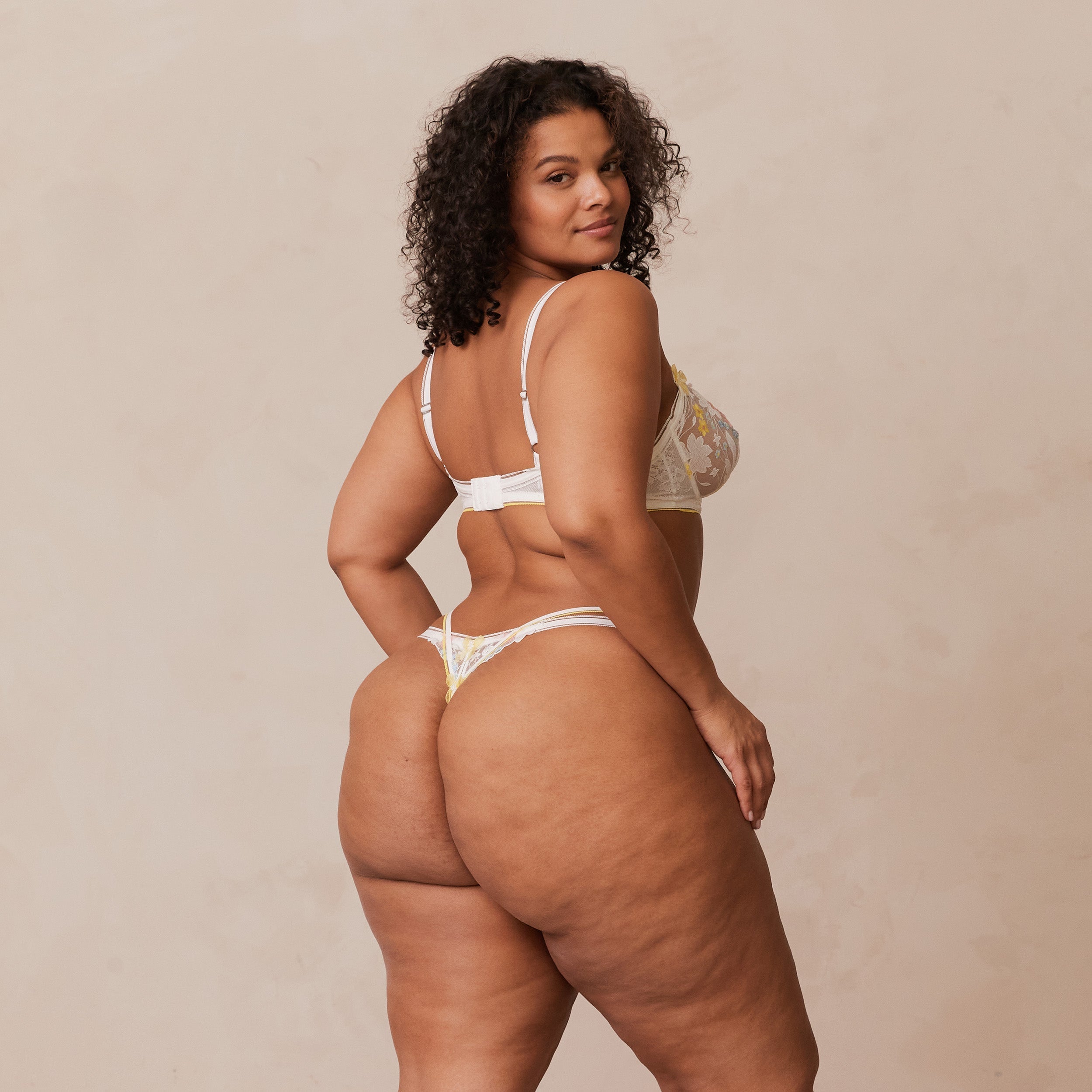 Fleur Balcony Bra - Lace Underwire Push Up Bra in White & Yellow | Perfect for Everyday Wear, Date Nights & Special Occasions