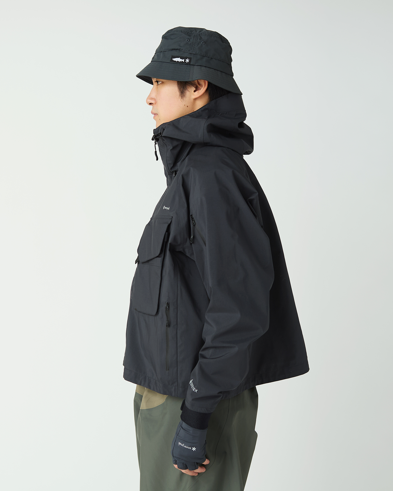 SR 1 GORE-TEX Storm Shield Waterproof Wading Jacket for Fishing & Outdoor Adventures - All-Weather Protection for Hiking, Hunting & Extreme Conditions