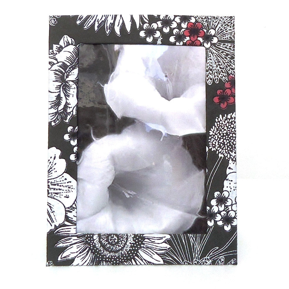 Handmade Paper Picture Frame - Eco-Friendly Custom Photo Display for Wall & Tabletop Decor - Perfect for Home, Office & Gift Giving