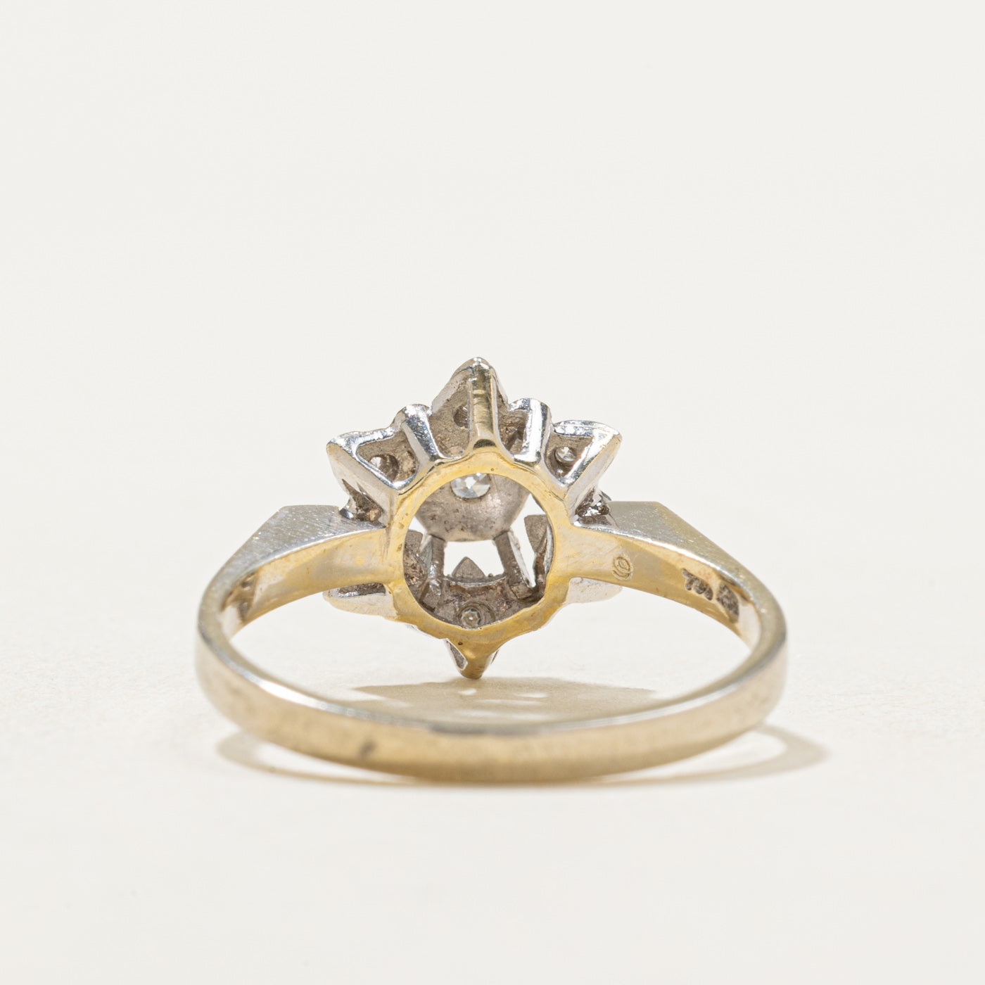 18K Illusion Set Diamond Petal Ring | 0.06ctw | Size 6.5 | Elegant Wedding Band, Anniversary Gift for Her, Perfect for Engagement & Special Occasions