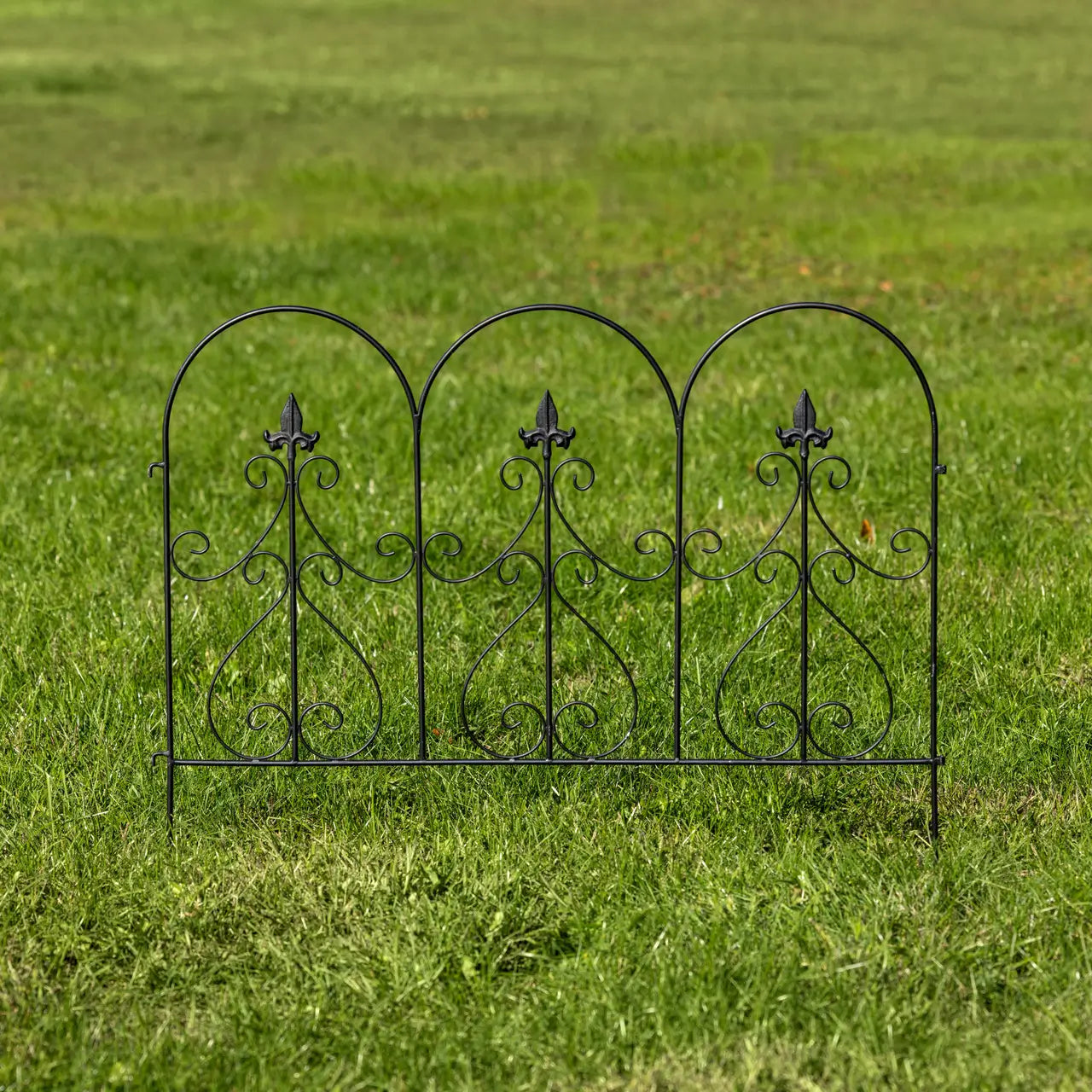 Black Garden Fence - Durable Metal Outdoor Fence for Yard, Lawn, and Flower Bed Protection | Perfect for Home Gardens, Landscaping, and Pet Safety