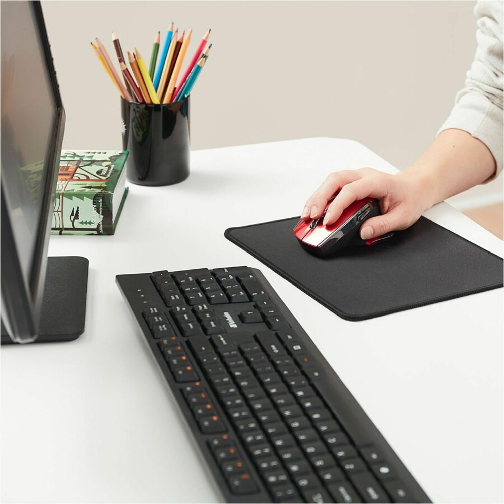 Verbatim Wireless 8-Button Ergonomic Mouse with Blue LED - Portable for Mac & Windows, Ideal for Office & Gaming - Red