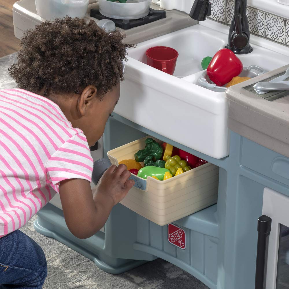 Step2 Timeless Trends Kids Kitchen Playset - Indoor & Outdoor Pretend Play Kitchen with Lights, Sounds & 21 Toy Accessories | Durable Plastic Toddler Kitchen Toy for Ages 2+ | Perfect for Pretend Cooking, Role Play & Backyard Fun