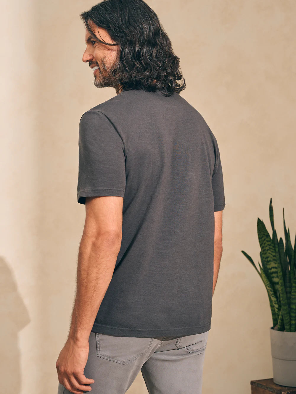 Faherty Sunwashed T-Shirt for Men - Soft Washed Black Cotton Tee - Casual Wear, Beach Outings & Everyday Comfort