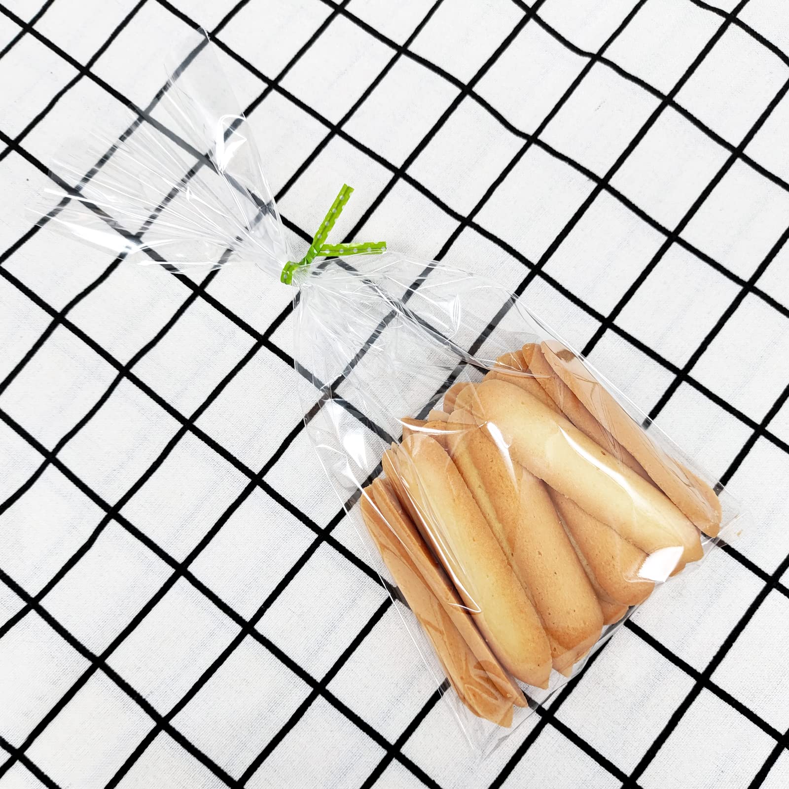 Newkita 100 Pack 5x11 Inch Clear Cellophane Bags with 4