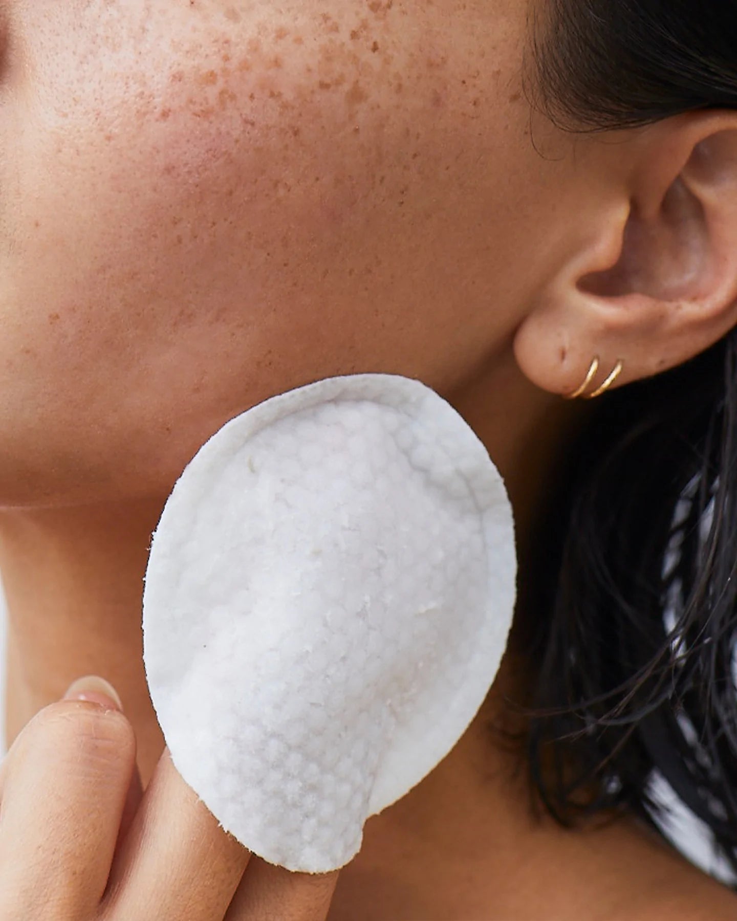 Exfoliating & Cleansing Face Pad for Acne-Prone Skin - Gentle Exfoliation & Deep Cleansing - Perfect for Daily Skincare Routine & Makeup Removal