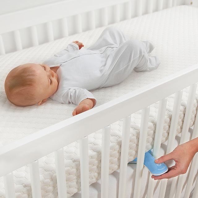 Munchkin LullaVibe Soothing Vibrating Pad for Babies - Helps Calm & Soothe Infant Sleep, Rechargeable Baby Mattress Vibrator for Cribs, Bassinets & Strollers - Perfect for Newborns & Colicky Babies