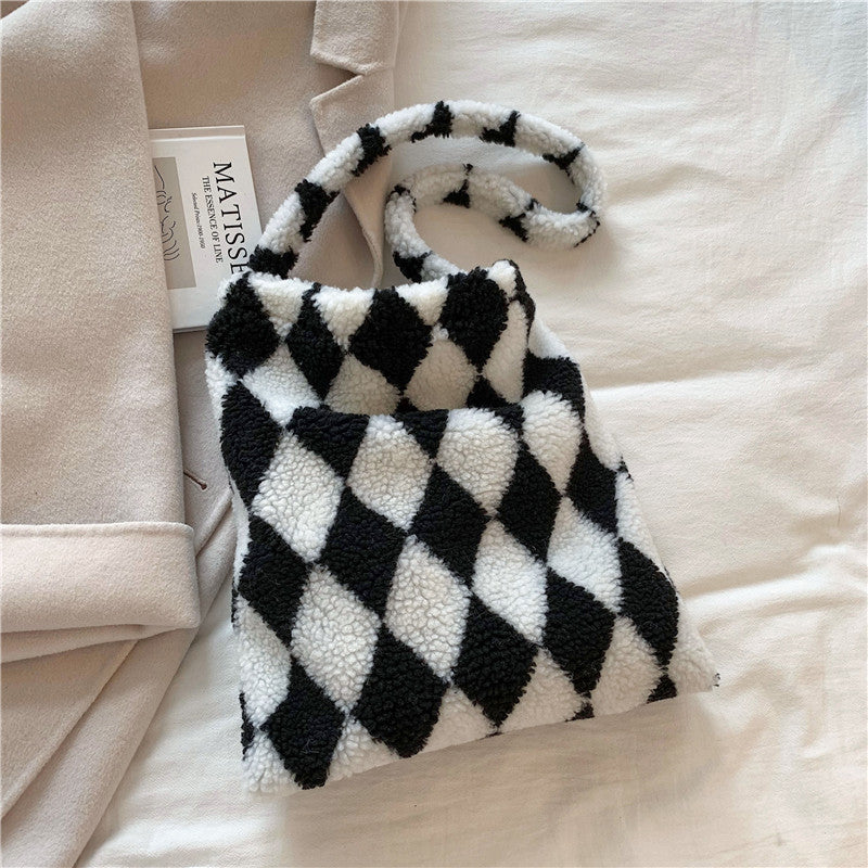 Love Heart Shoulder Bags - Winter Plush Shopping Tote for Women | Cute Crossbody Purse for Daily Use, Date Night & Gift Giving