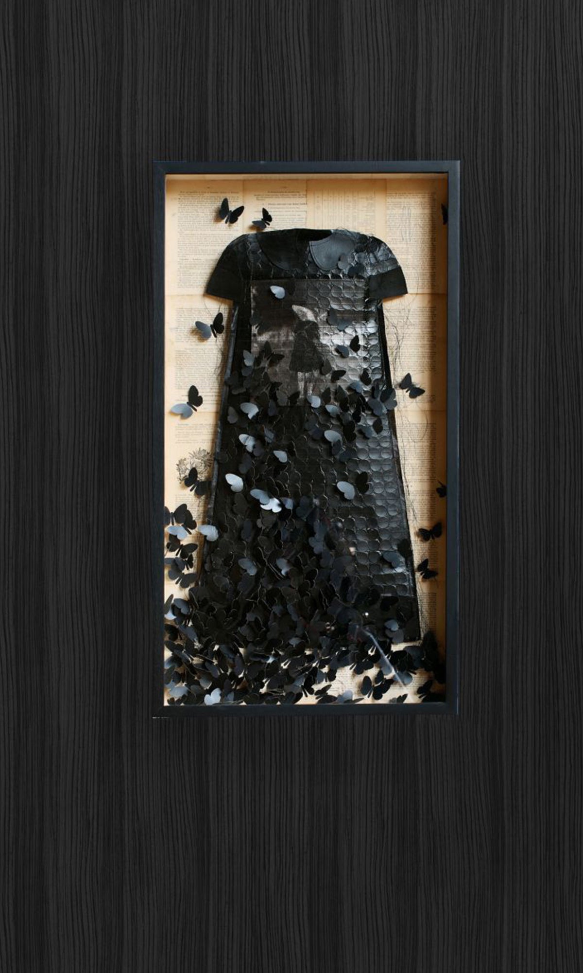Black Urban Funky Stripes Wallpaper R9453 - Modern Geometric Peel and Stick Wallpaper for Bedroom, Living Room & Office Decor