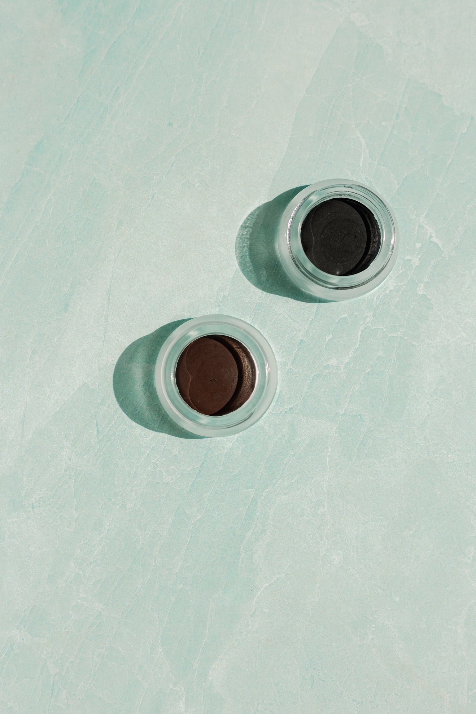 Best Waterproof Eyeliner for Long-Lasting Makeup - Smudge Proof & Easy to Apply - Perfect for Daily Use & Special Occasions