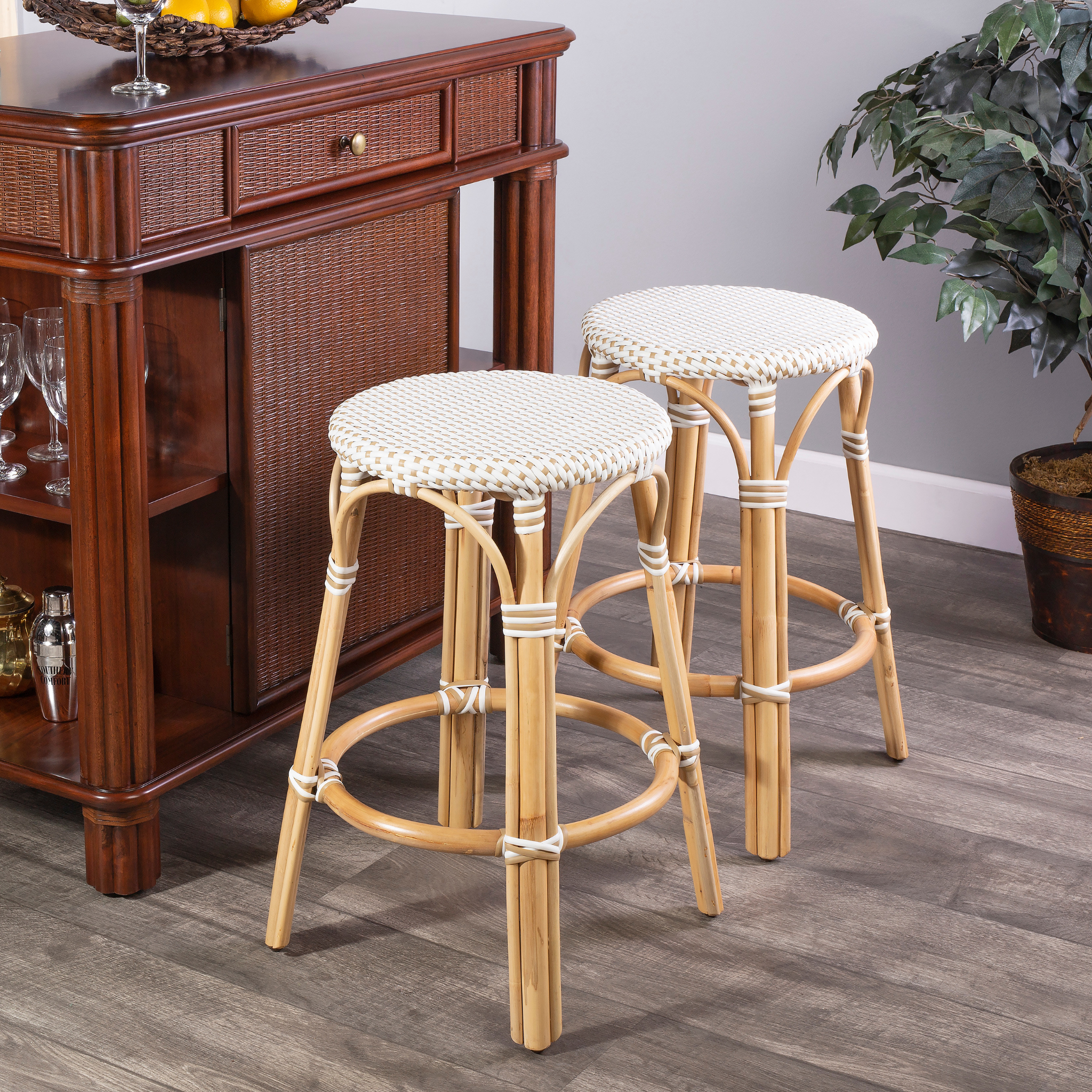 Beige and White Rattan Frame Counter Stool - Stylish Bar Stool for Kitchen Island, Breakfast Nook, or Dining Room - Rustic Home Decor Accent