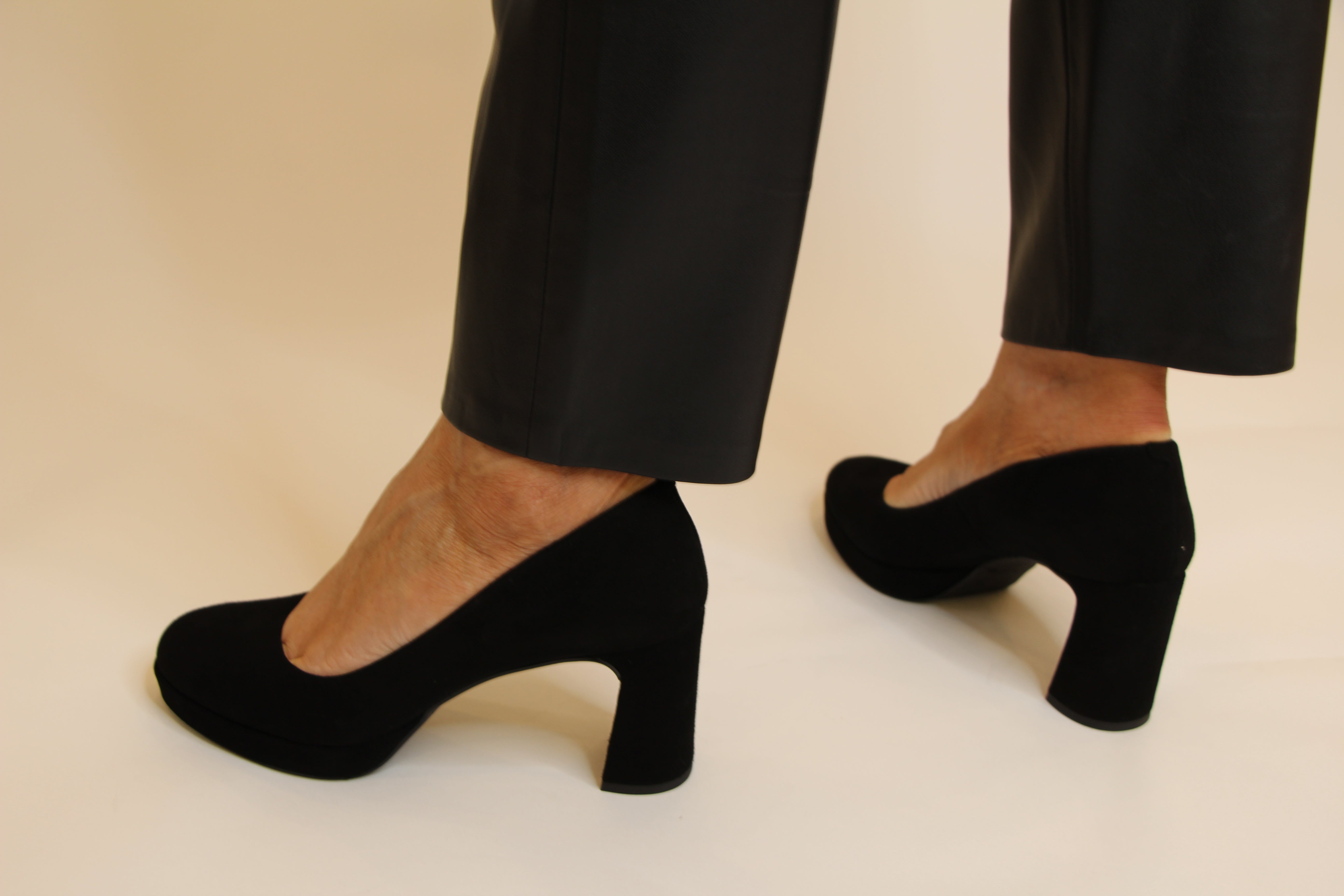 UNISA Black Suede Platform Court Shoes for Women - Chunky Heel Dress Pumps for Work, Party & Wedding - Comfortable Office Shoes with Non-Slip Sole