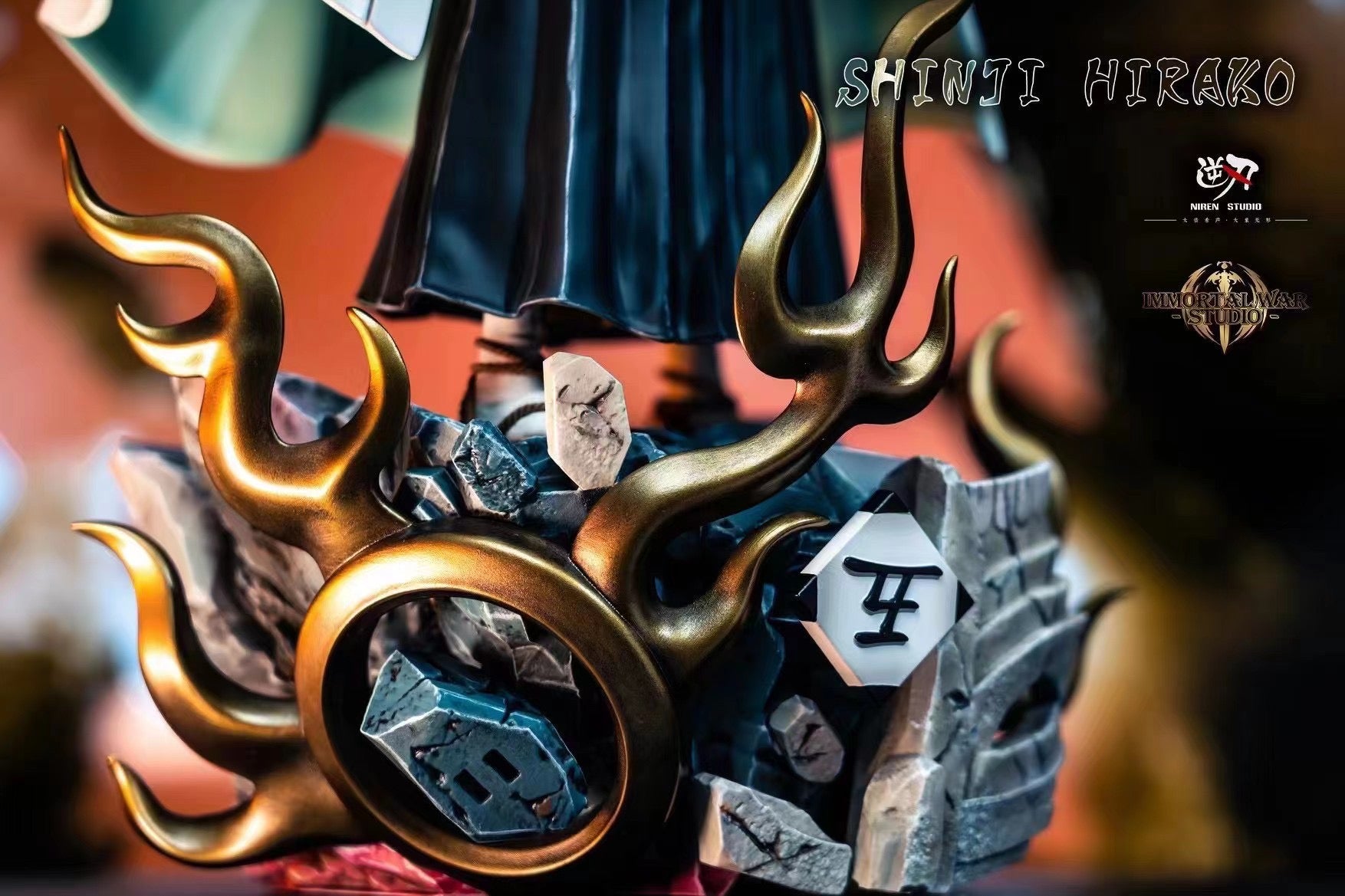 Blood War Arc Shinji Hirako Anime Figure - Niren x IW Studio Collectible Bleach Character Statue | Perfect for Anime Fans, Manga Collectors & Home Decor