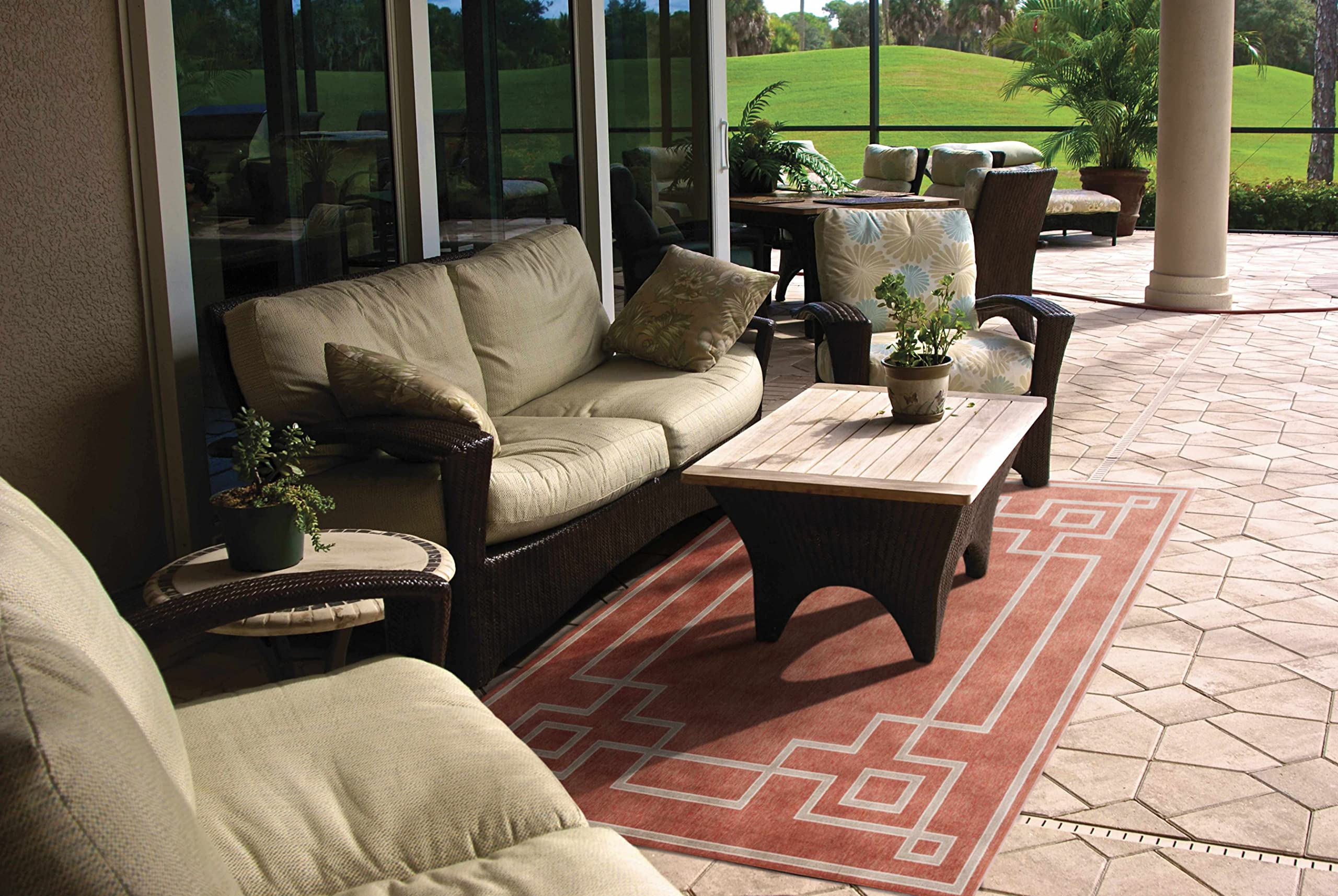 Hauteloom Jarrell Indoor Outdoor Area Rug - 7'3