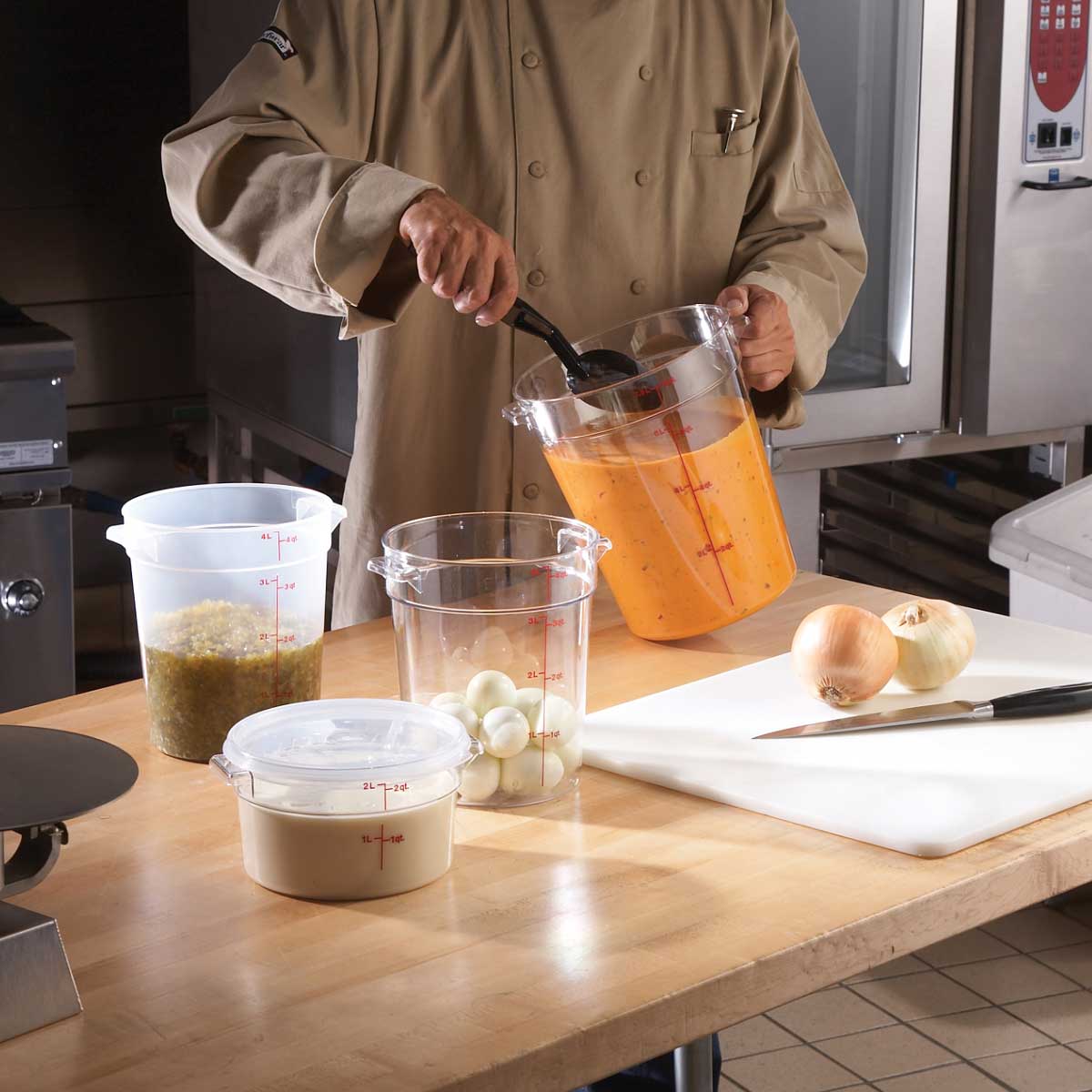Cambro RFSCW4135 4 Quart Clear Camwear Round Food Storage Container - Ideal for Meal Prep, Leftovers & Commercial Kitchen Use