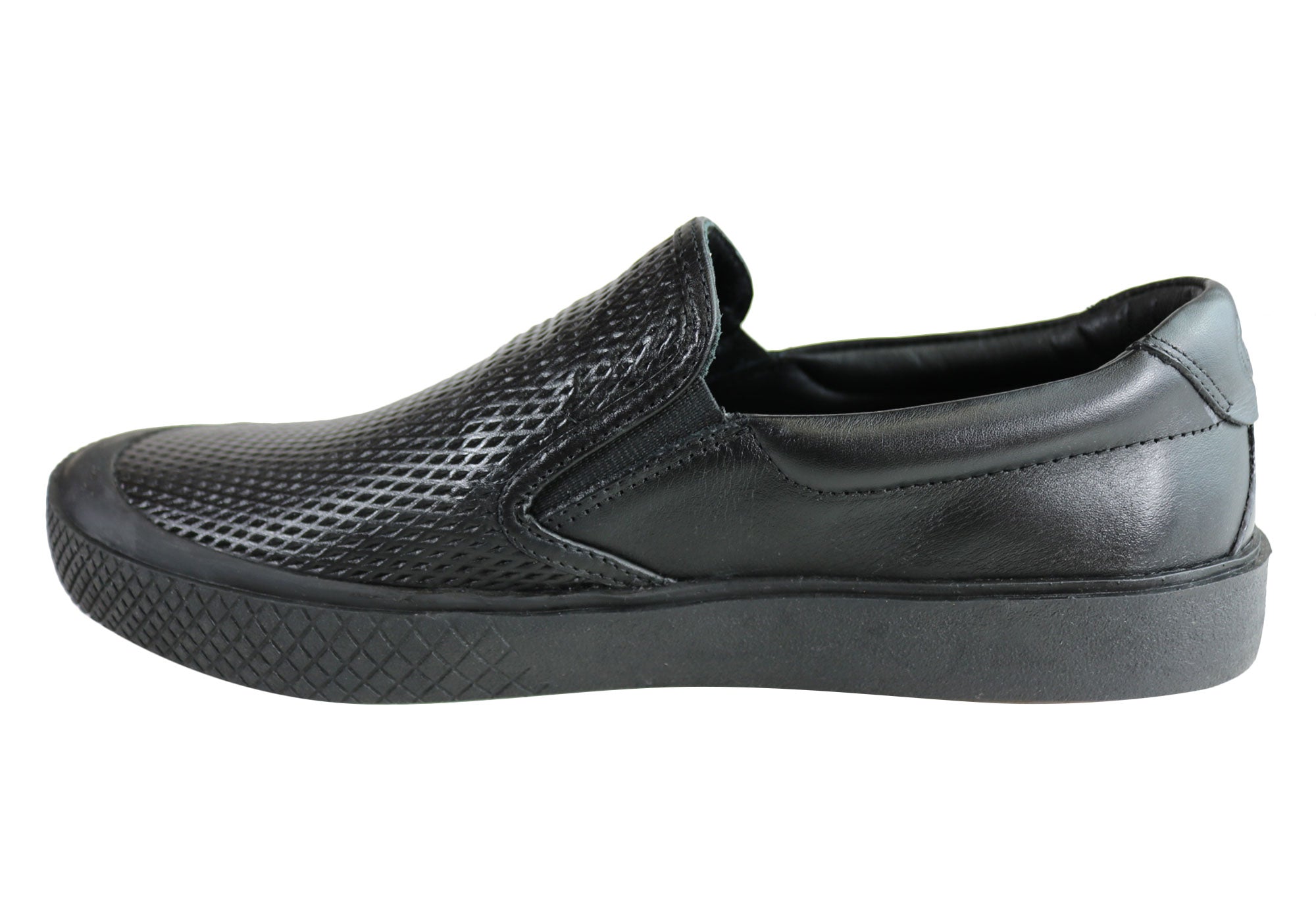 Ferricelli Justin Men's Leather Casual Shoes with Cushioning - Handmade in Brazil - Perfect for Work, Travel & Everyday Comfort