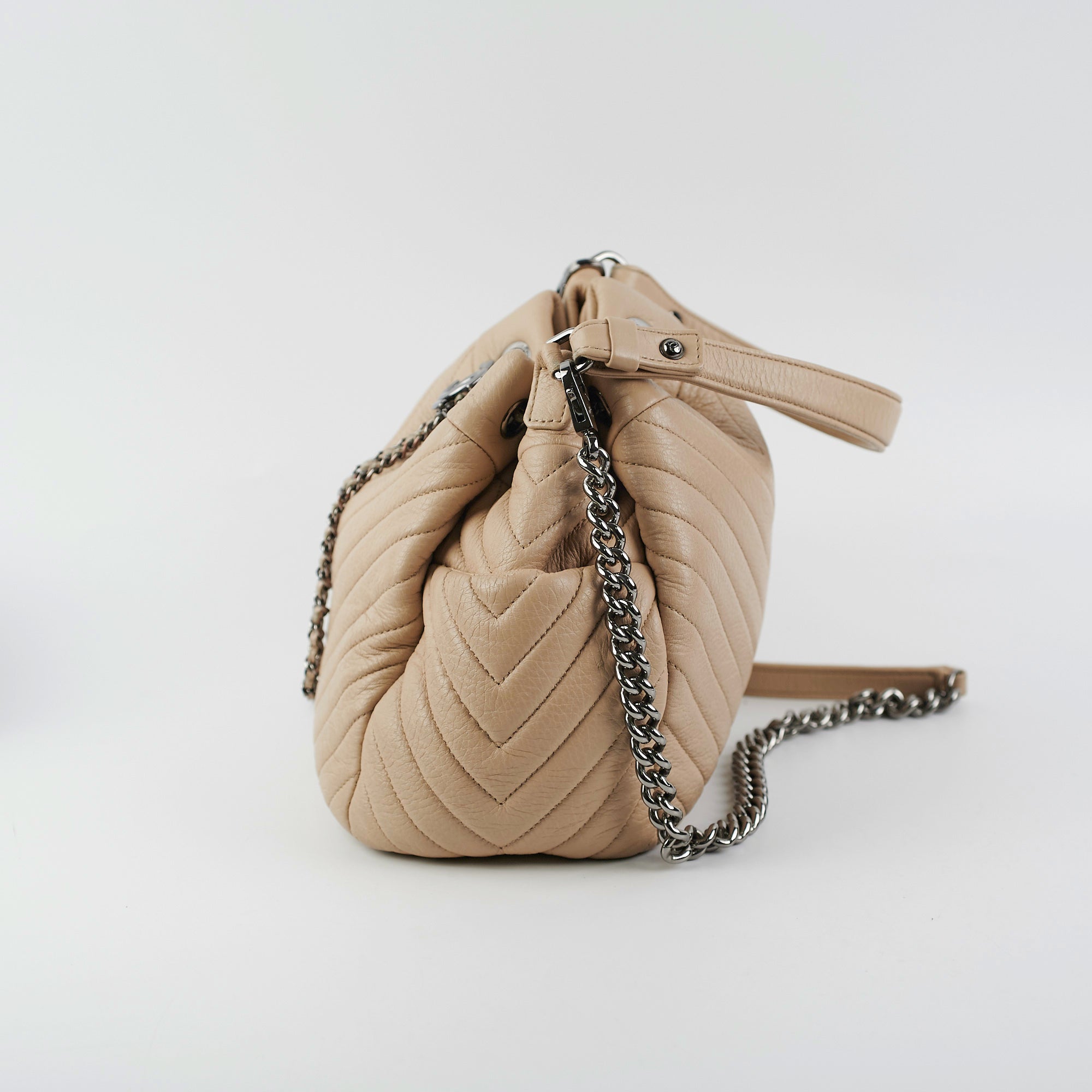 Chanel Chevron Beige Quilted Leather Bucket Bag - Luxury Designer Handbag for Women, Perfect for Everyday Use & Special Occasions