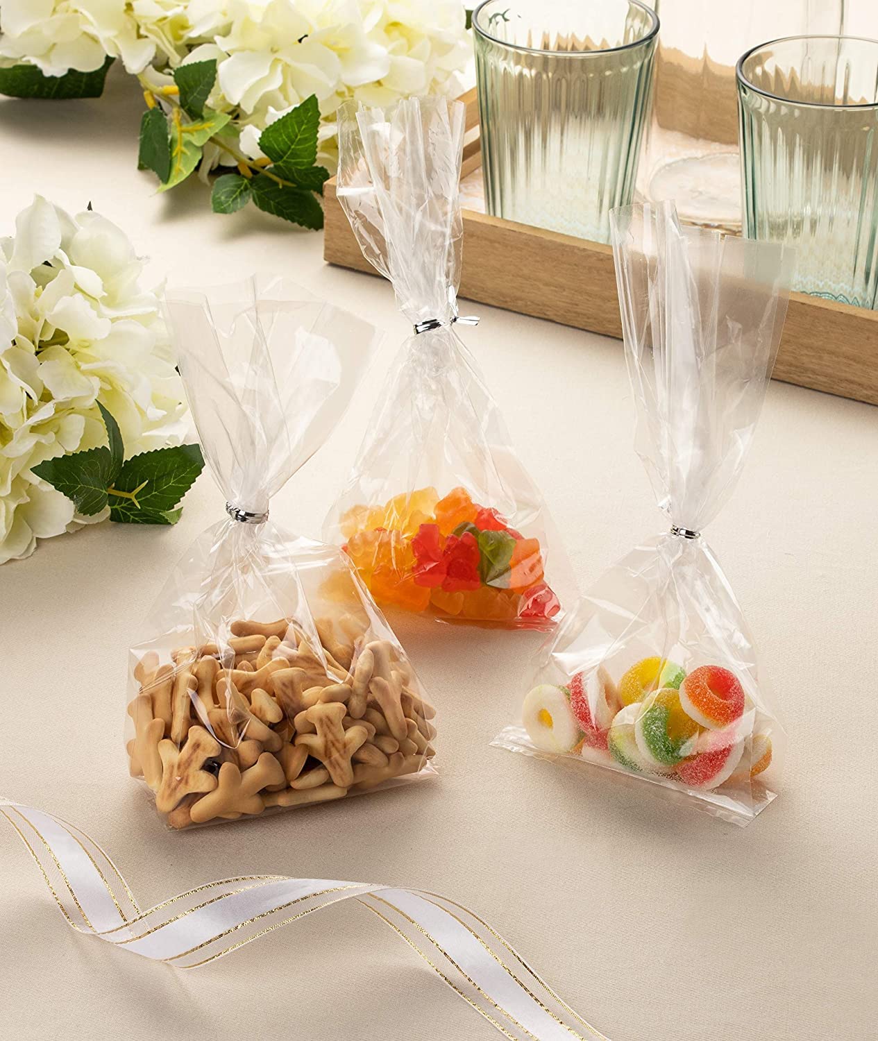 XLSFPY 100PCS Clear Cellophane Bags 5x7 Inches with Ties - Small Treat Bags for Cake Pops, Candy, Goodies & Rice Crispy Treats - Perfect for Birthday Party Favors, Baby Showers & Wedding Decorations
