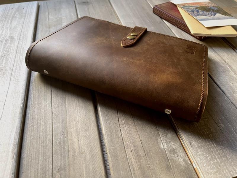 Handmade Custom Brown Leather Journal Notebook - Personalized Writing Diary for Men & Women - Perfect for Travel, Journaling, and Gift Giving