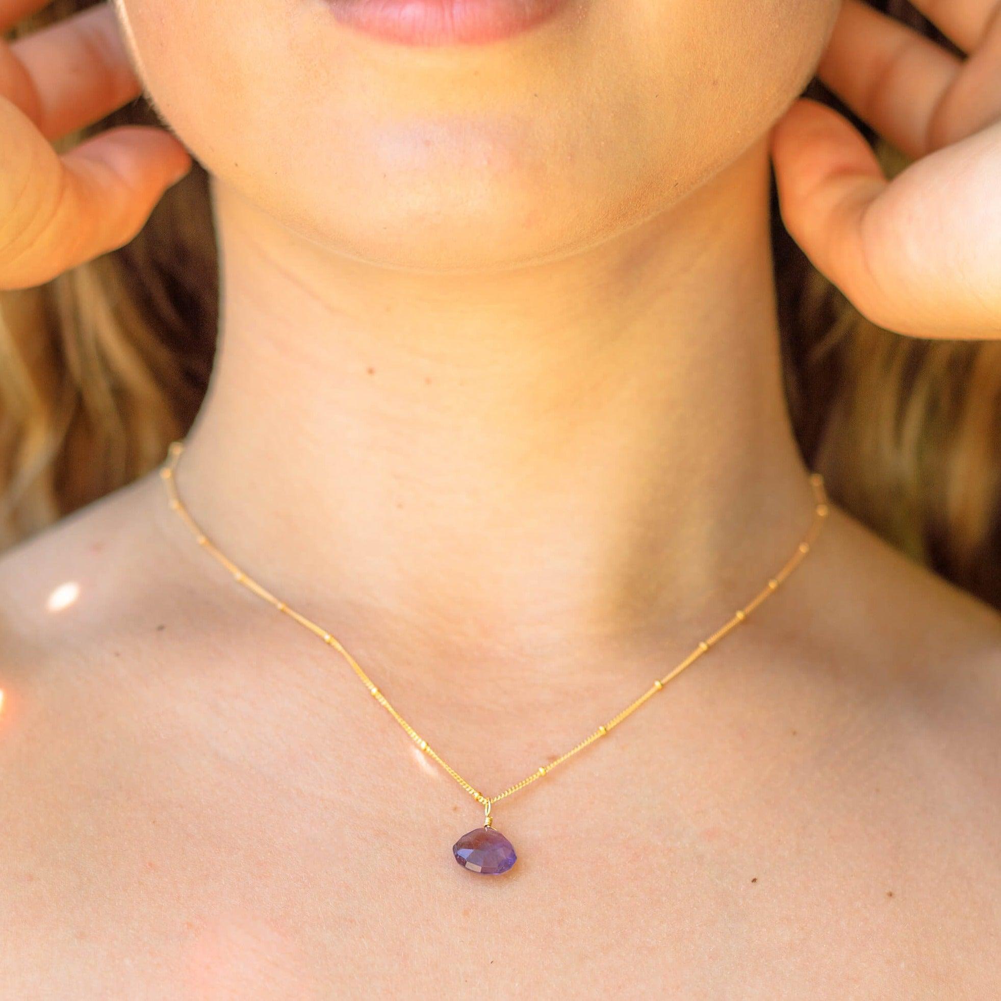 Tiny Amethyst Teardrop Crystal Pendant Necklace - Elegant Healing Jewelry for Women, Perfect for Meditation, Gifts & Spiritual Energy