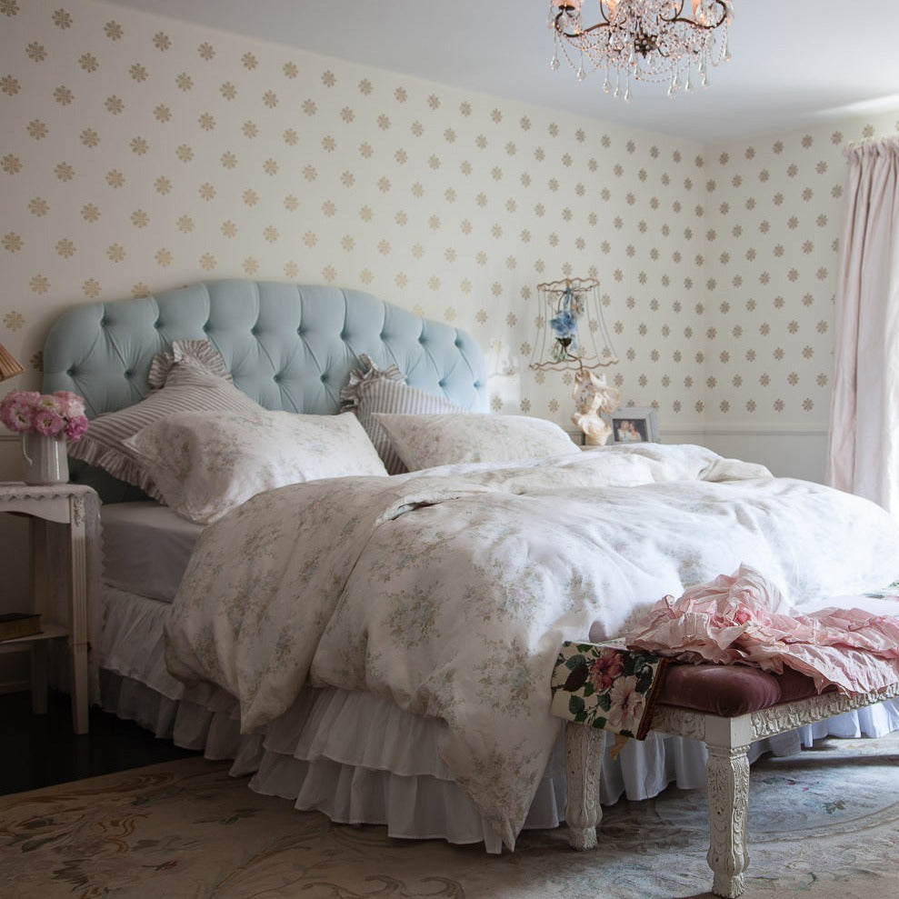 Tufted Headboard - Upholstered Queen Size Bed Headboard with Nailhead Trim for Bedroom Decor | Perfect for Master Bedroom, Guest Room & Home Staging