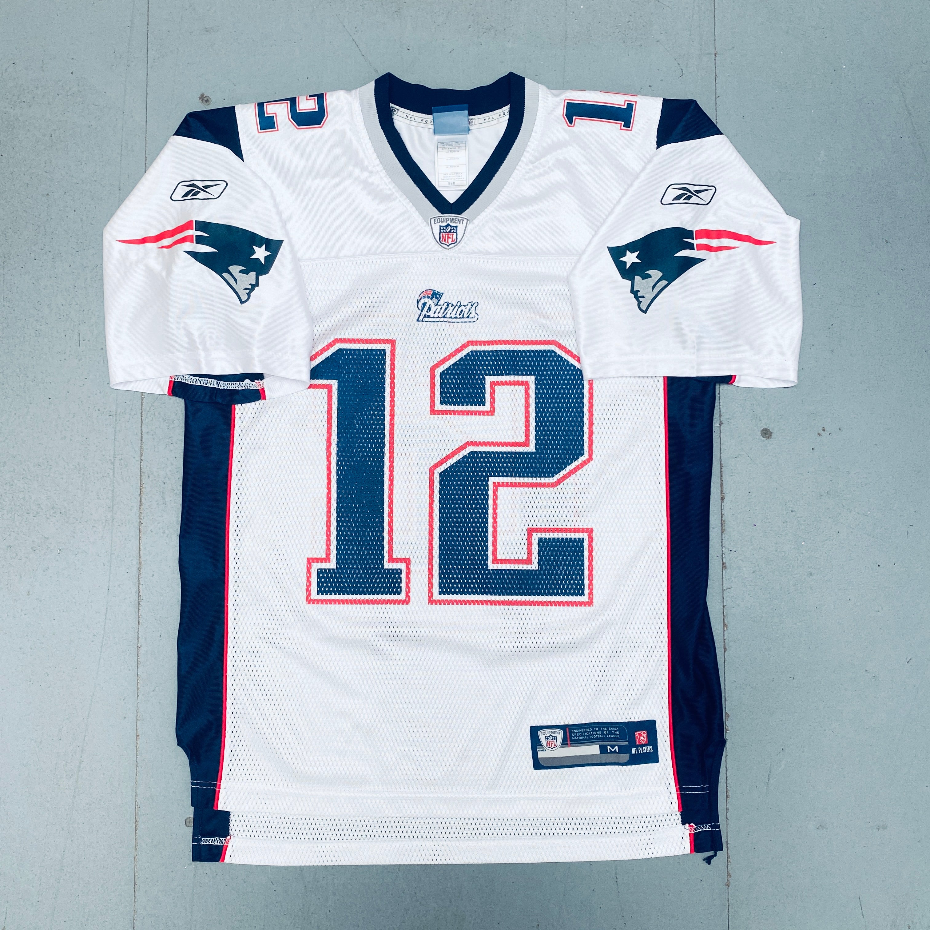 New England Patriots Tom Brady 2008-2009 Men's Jersey - Authentic NFL Football Jersey for Fans, Collectors & Game Day Outfits