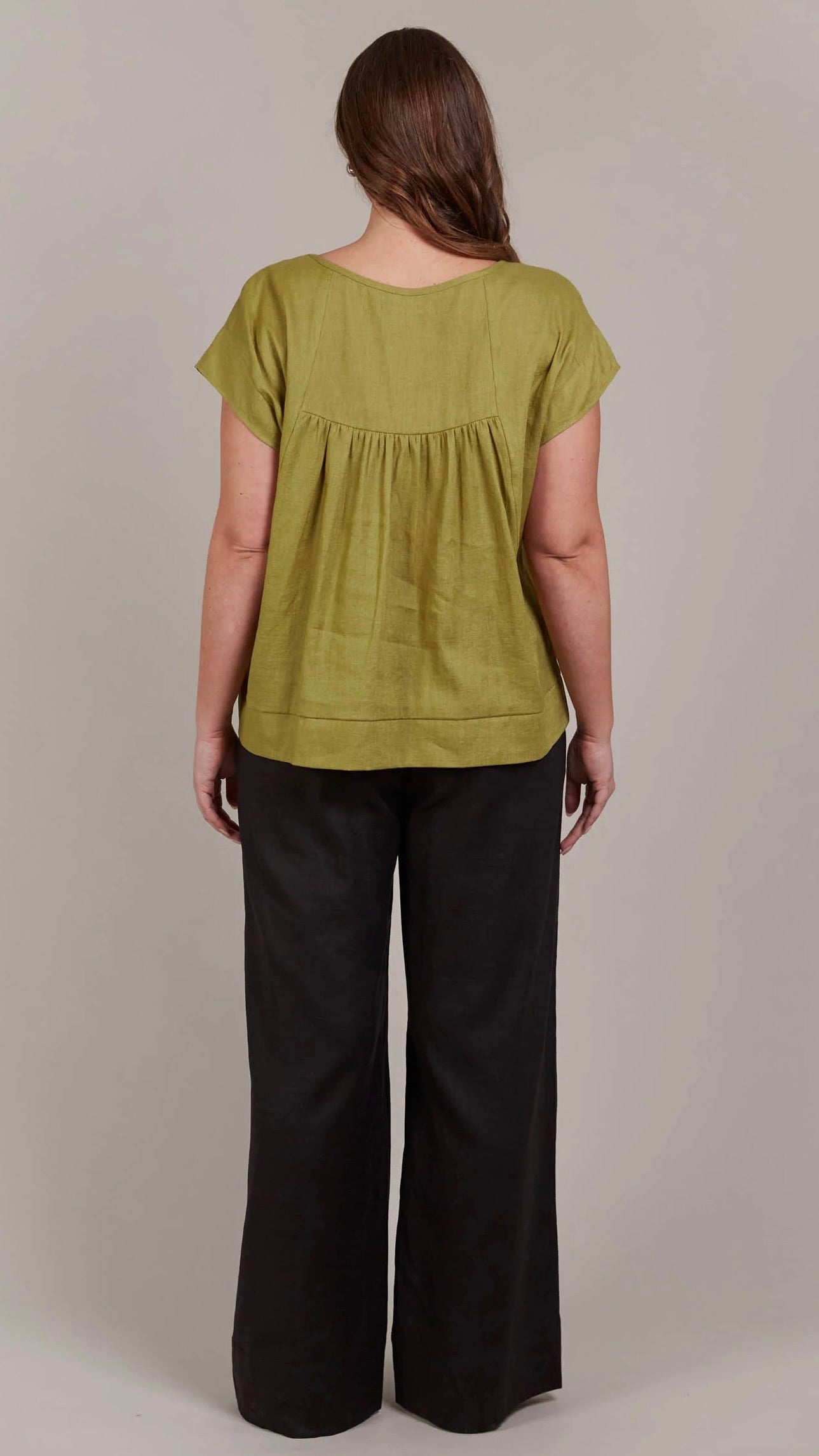 Laax Top Chartreuse - Stylish & Comfortable Women's T-Shirt for Casual Wear, Gym & Everyday Outfits