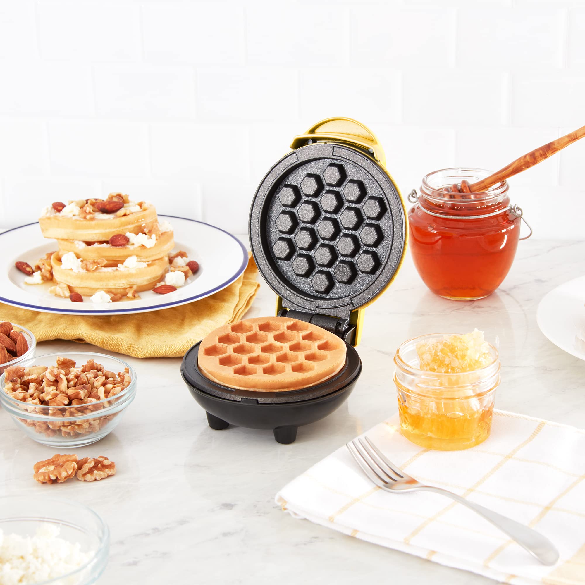 Mini Honeycomb Waffle Maker - Compact Belgian Waffle Iron for Quick Breakfast, Desserts & Snacks - Perfect for Home, Office & Camping Use