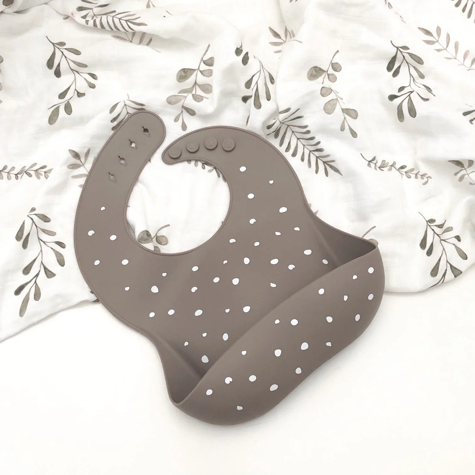 One Chew Three Silicone Catch Bib - Waterproof Baby Feeding Bib with Deep Food Pocket for Mess-Free Meals - Perfect for Infants & Toddlers at Home, Restaurants or Daycare